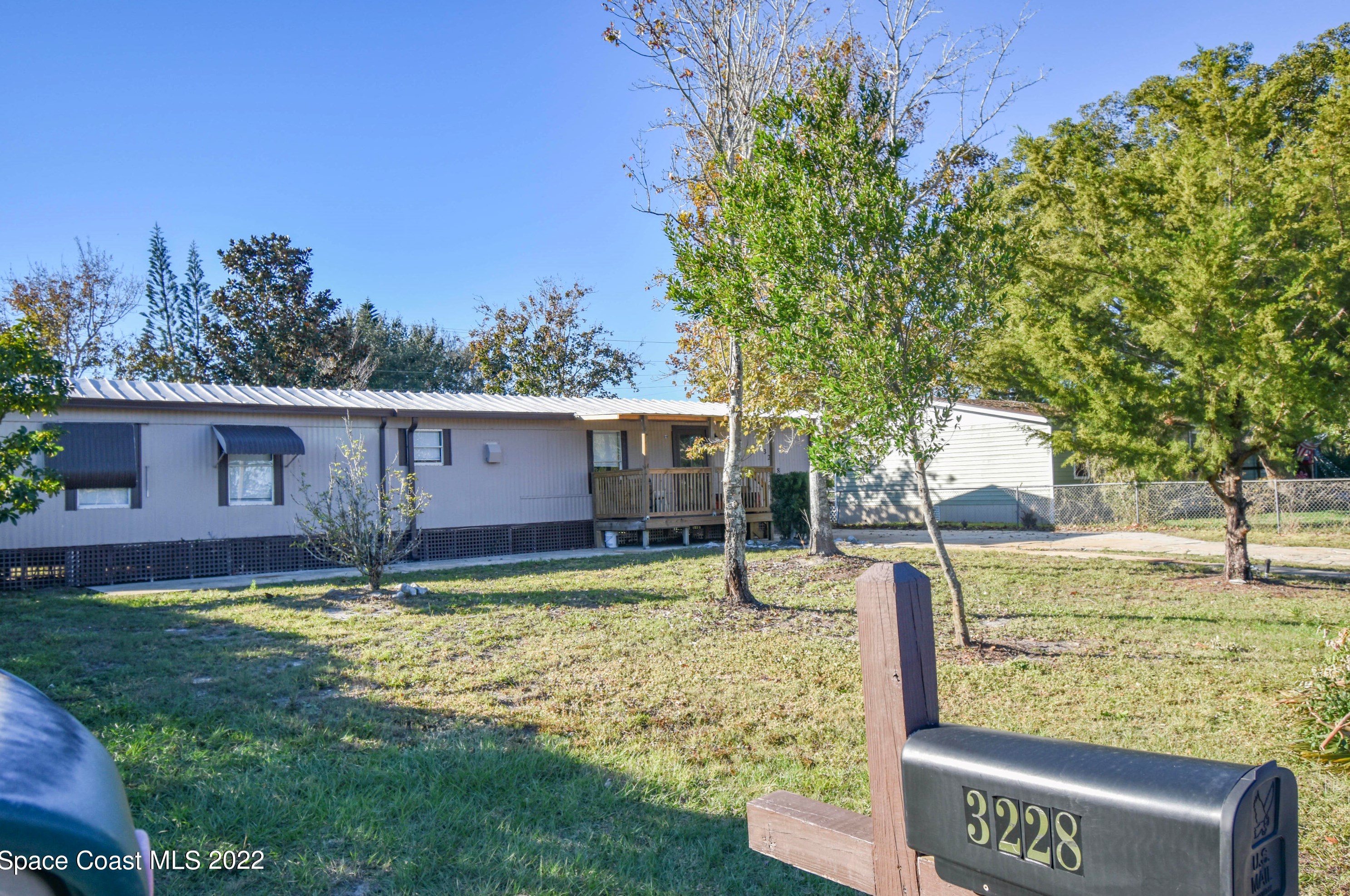3228 Beacon Rd, Mims, FL 32754