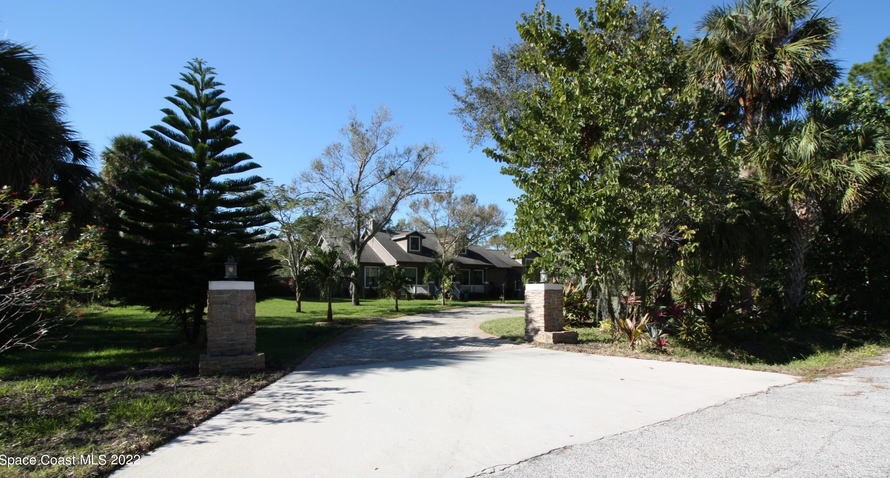 427 Nw Valencia Rd, Melbourne, FL 32904