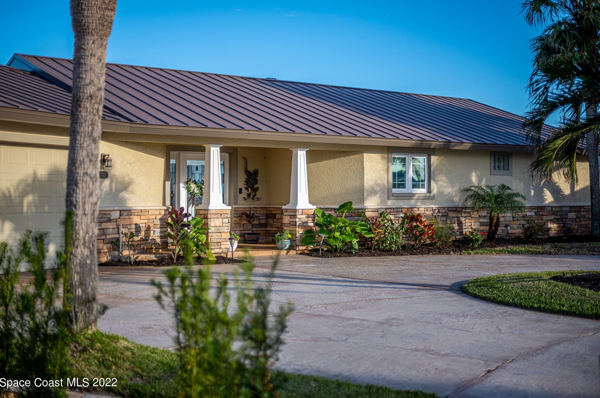 1775 Larchmont Ct, Merritt Island FL  32952-5637 exterior