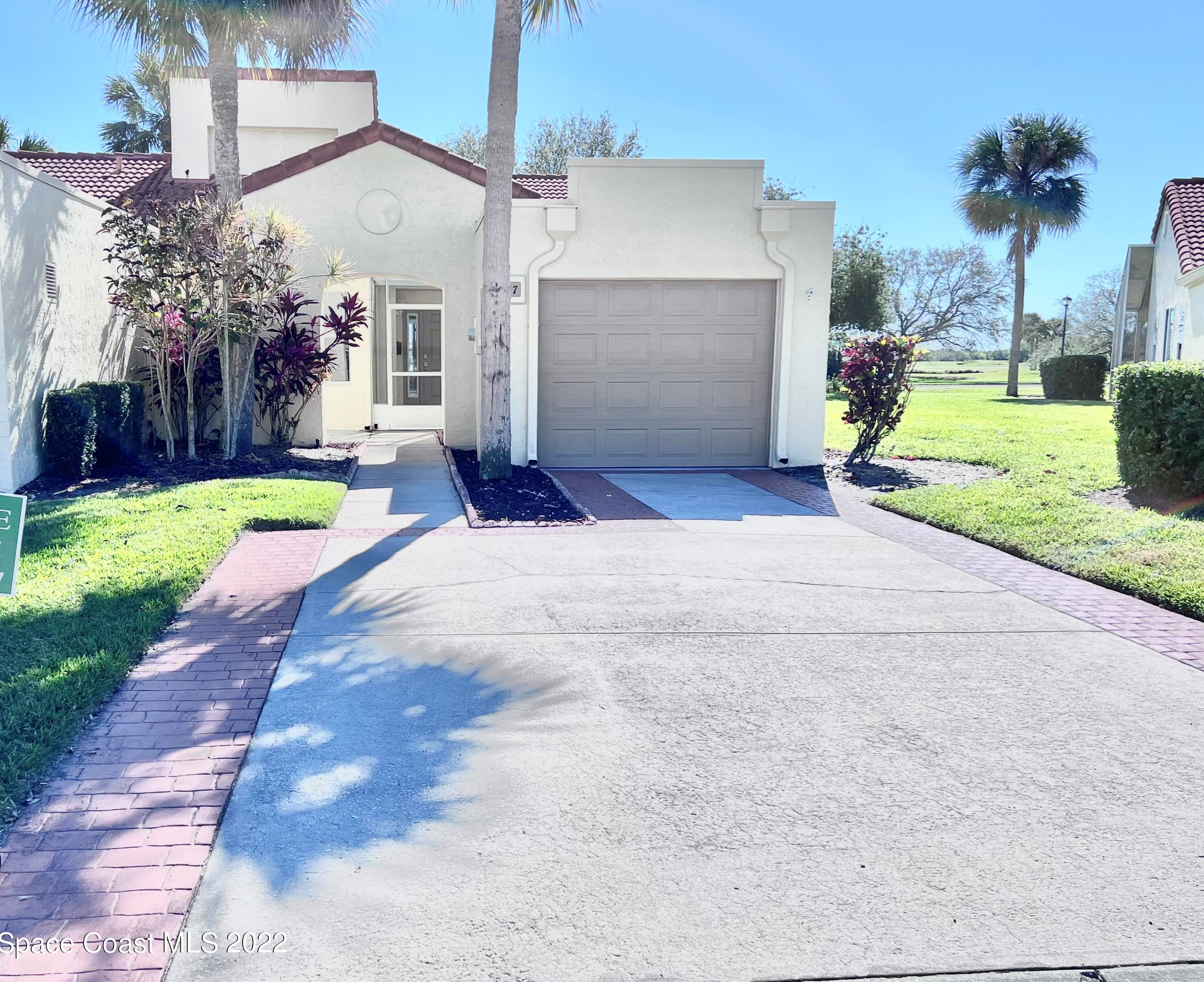 757 Pine Island Dr, Melbourne, FL 32940-1709