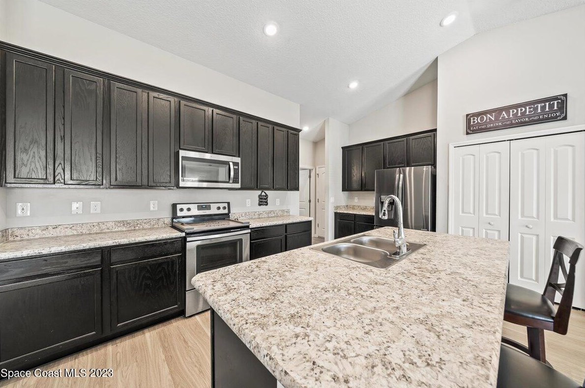 499 Ellington Ave, Melbourne FL  32909-4126 exterior