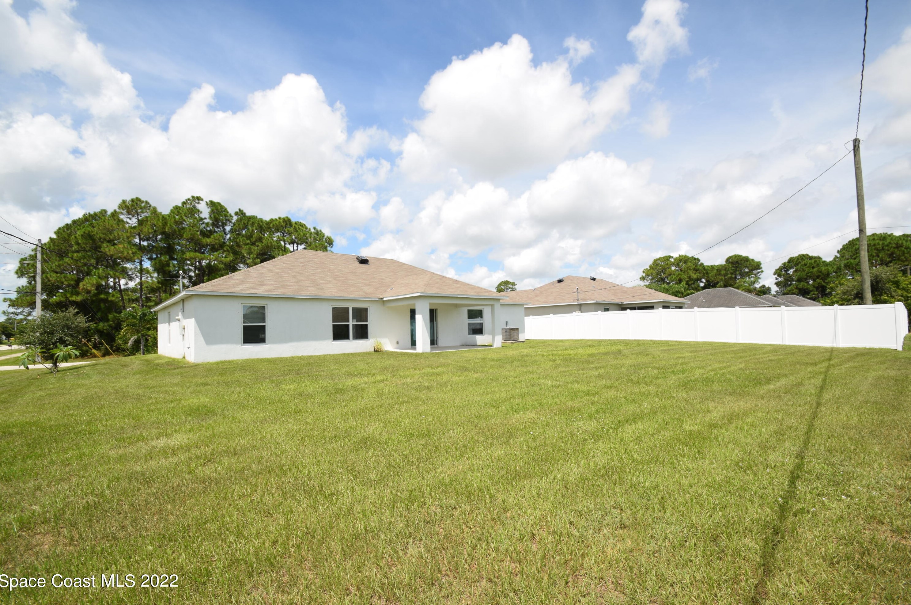 499 Ellington Ave, Melbourne FL  32909-4126 exterior