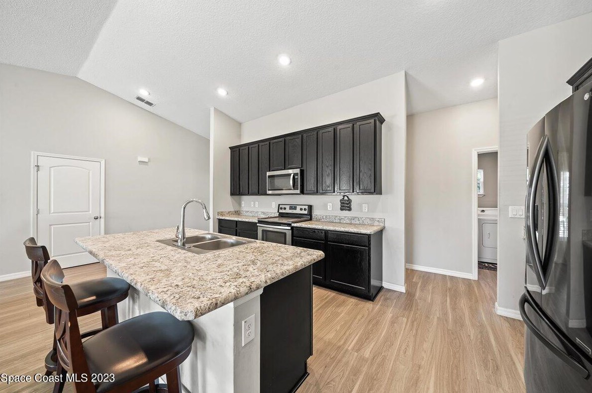 499 Ellington Ave, Melbourne FL  32909-4126 exterior