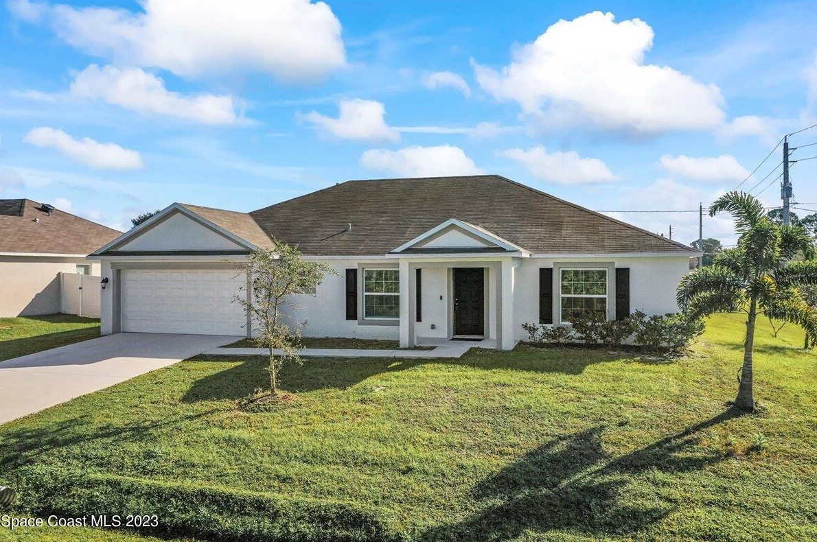 499 Ellington Ave, Melbourne FL  32909-4126 exterior