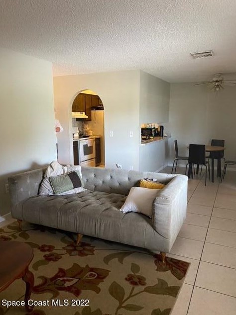 234 San Juan Cir, Melbourne, FL 32935-5472