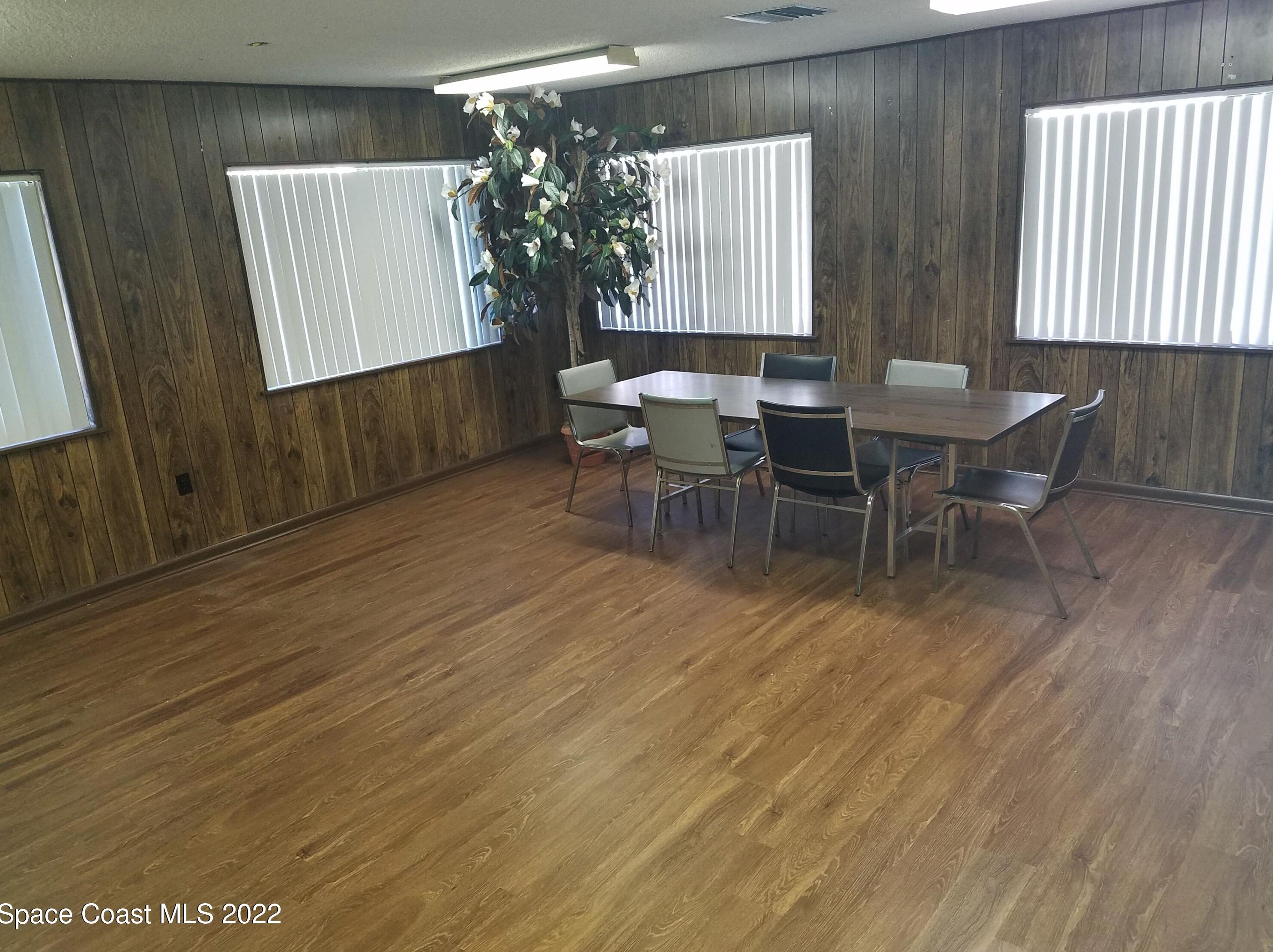 234 San Juan Cir, Melbourne FL 32935-5474 exterior