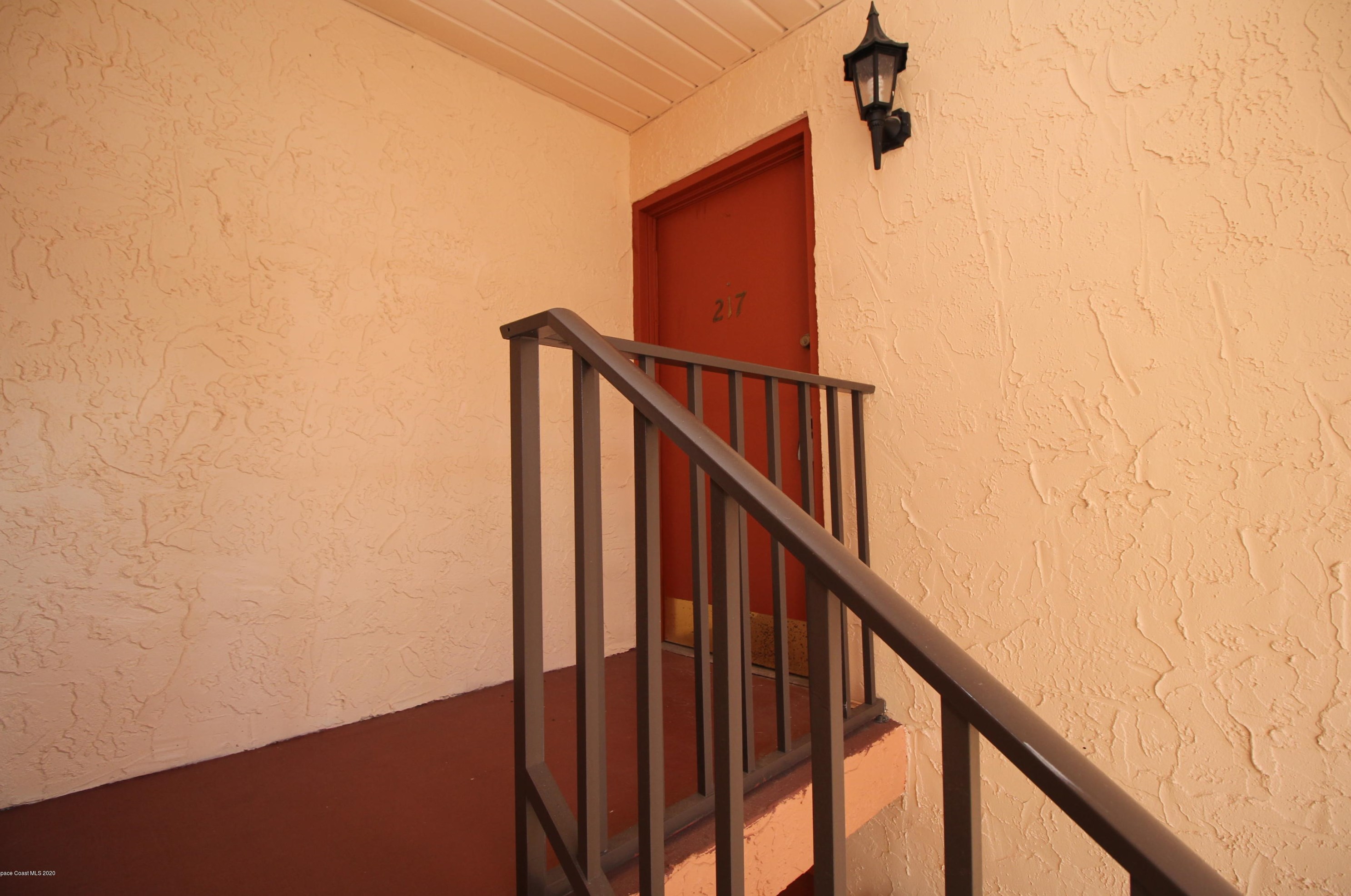 217 San Juan Cir, Melbourne FL  32935-5468 exterior