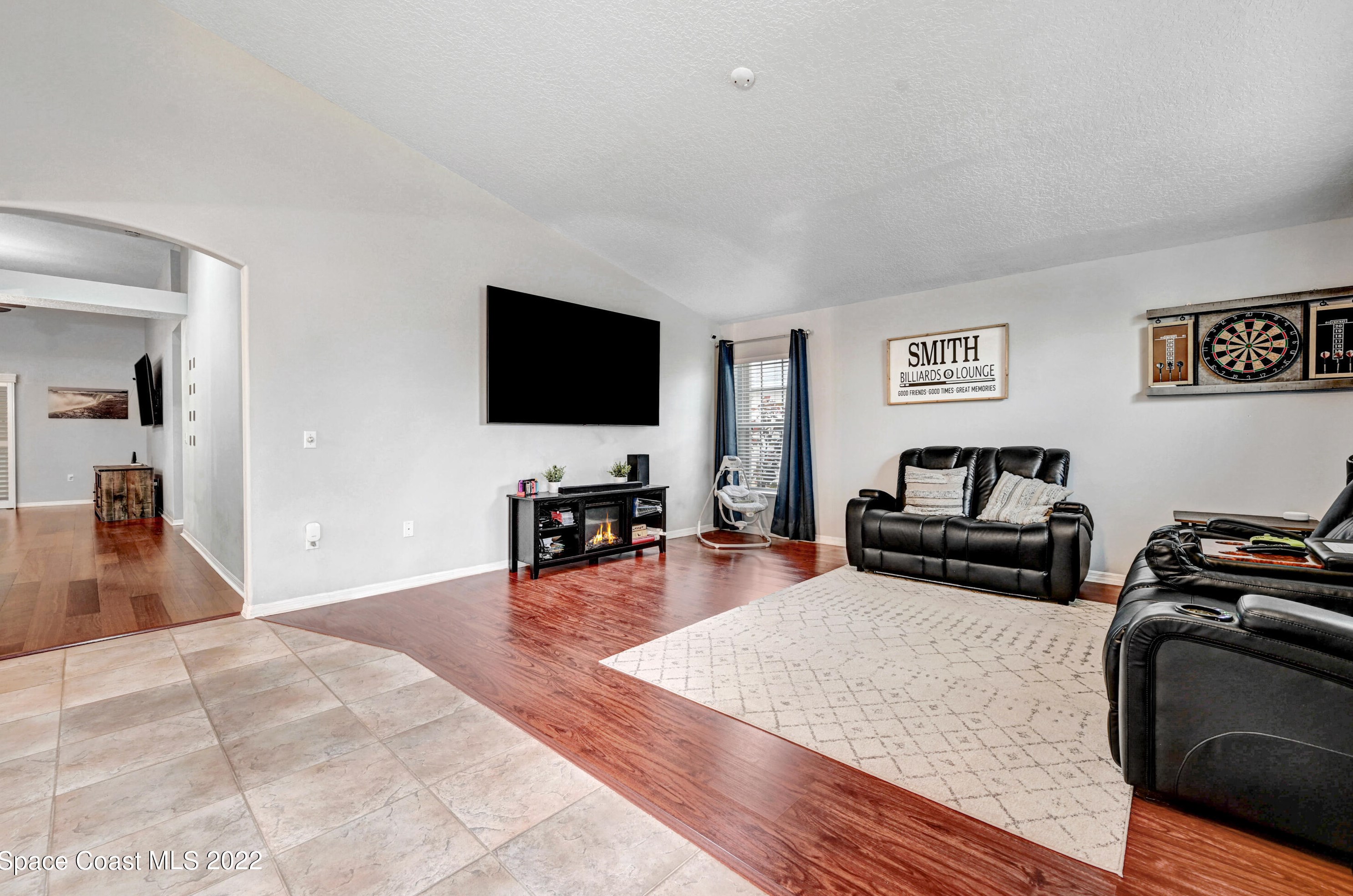 4945 Rosewood Ln, Melbourne, FL 32940-7168