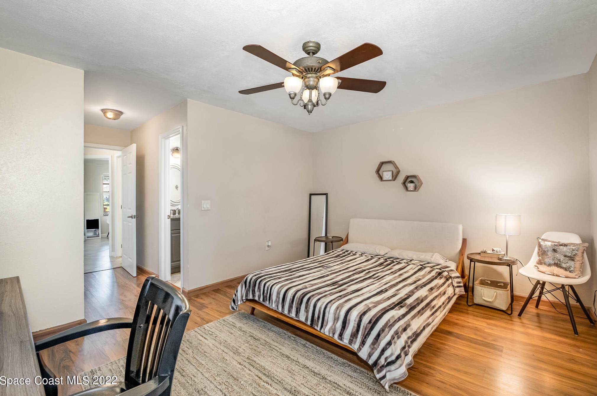 3937 Bayberry Dr, Melbourne FL  32901-8422 exterior