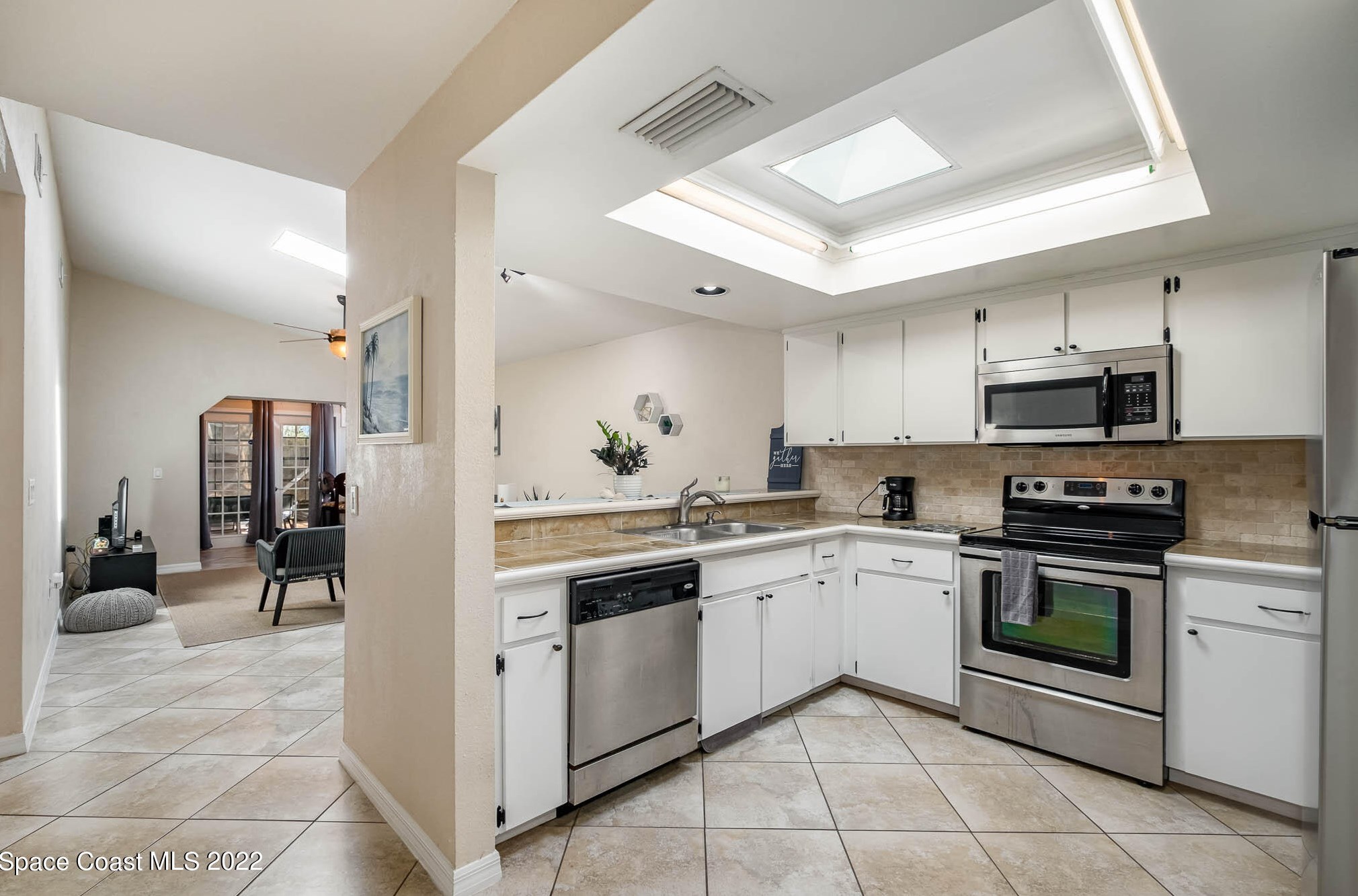 3937 Bayberry Dr, Melbourne FL  32901-8422 exterior