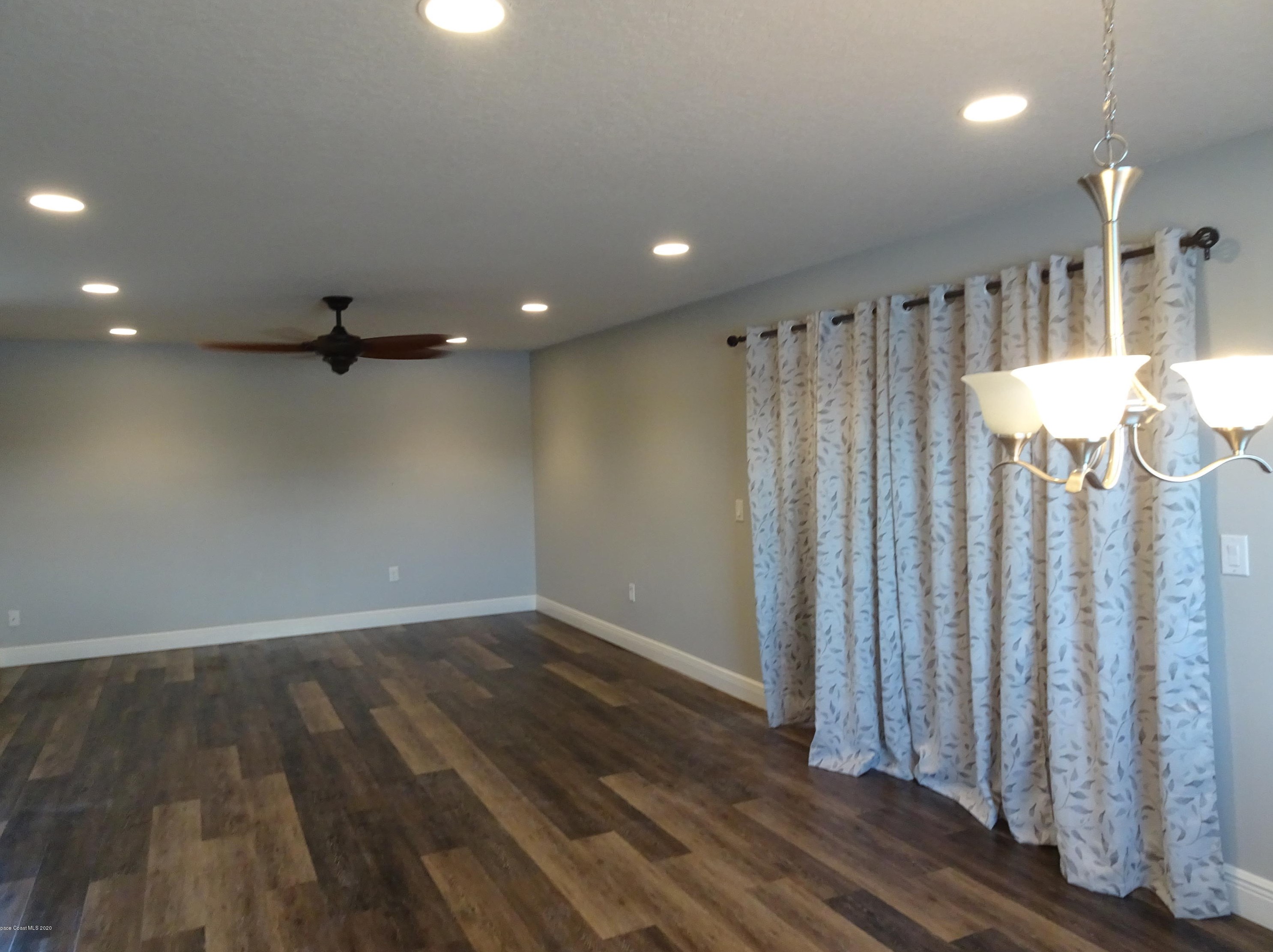 2936 Fountainhead Blvd, Melbourne, FL 32935