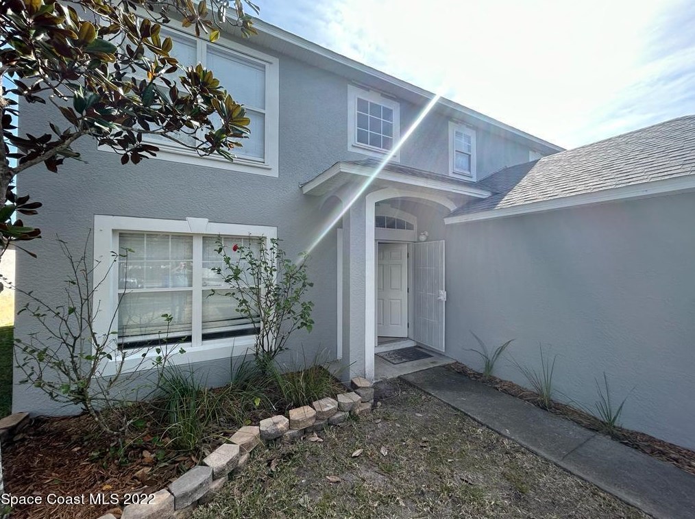 220 Stony Point Dr, Sebastian, FL 32958