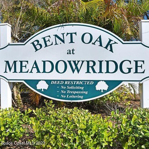 5568 River Oaks Dr, Titusville, FL 32780