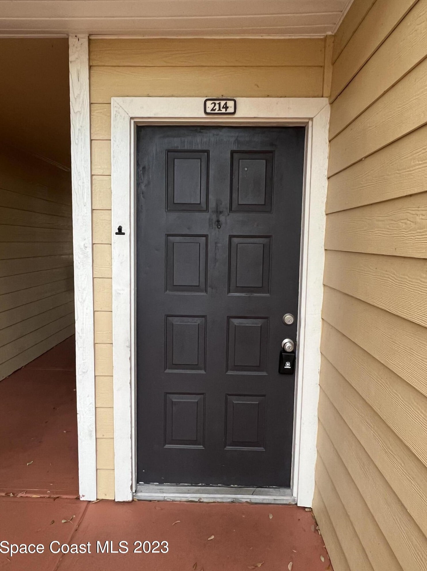 225 S Tropical Trail #214, Merritt Island, FL 32952