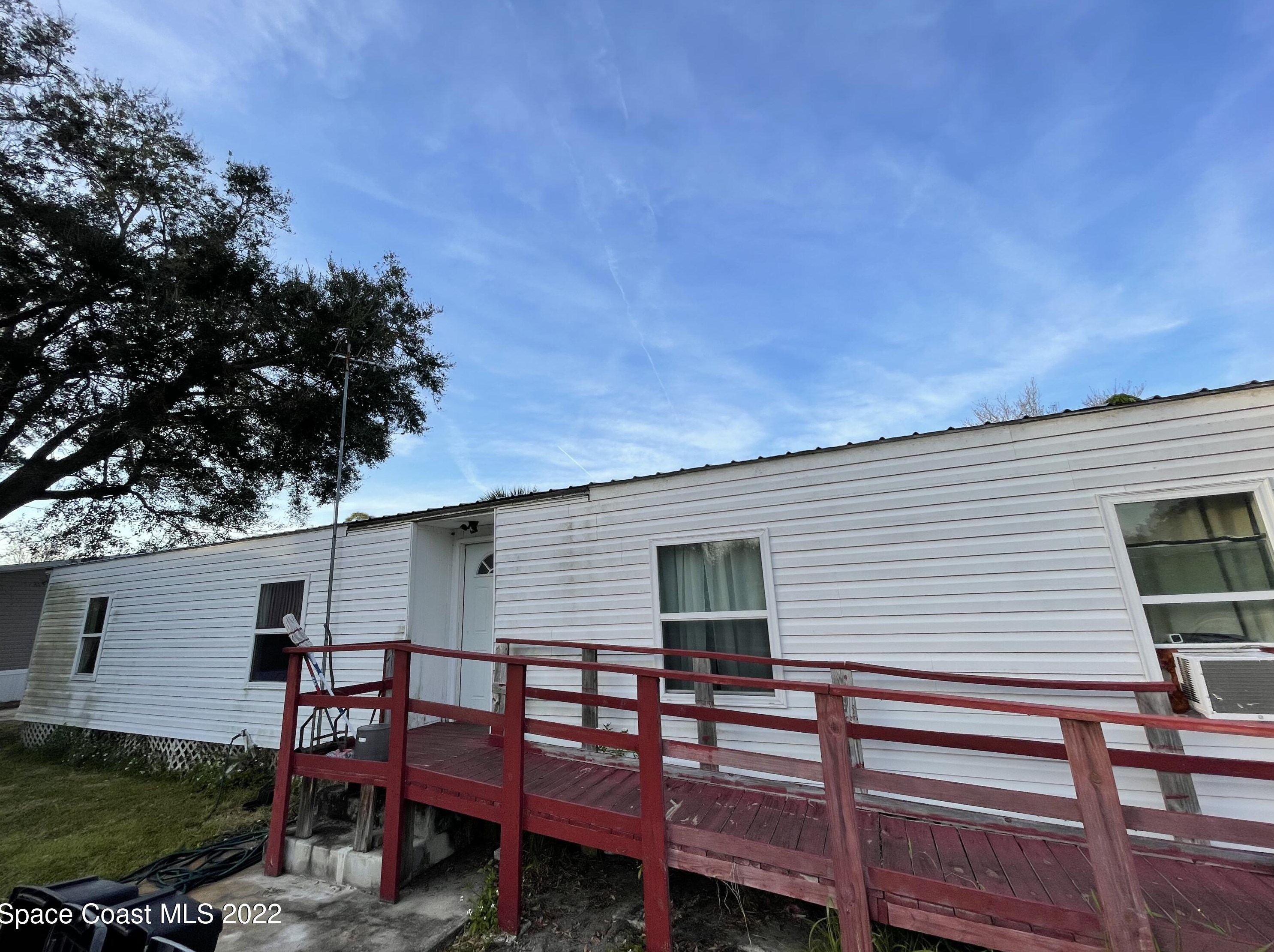 340 Marseille Dr, Merritt Island, FL 32953-6839