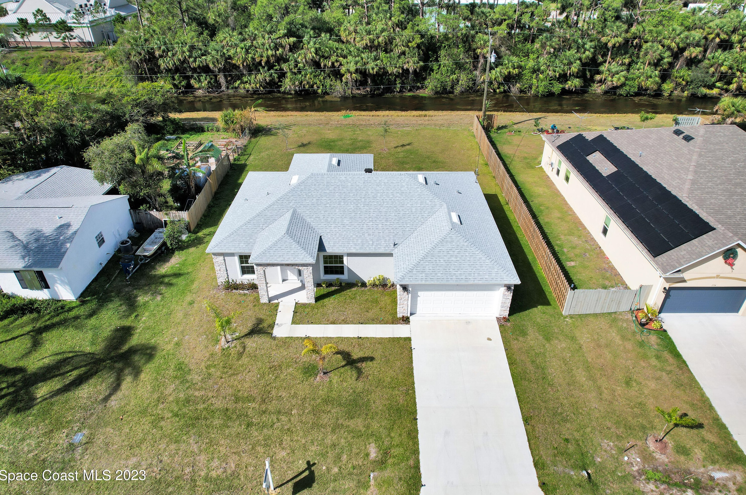 146 Aviation Ave, Melbourne, FL 32907-3021