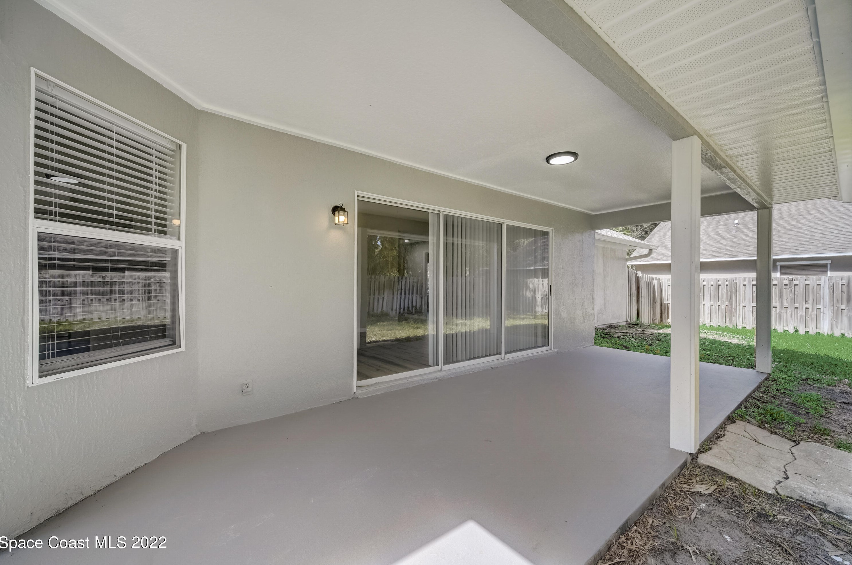 743 Flora Linda Dr, Melbourne FL  32940-7006 exterior