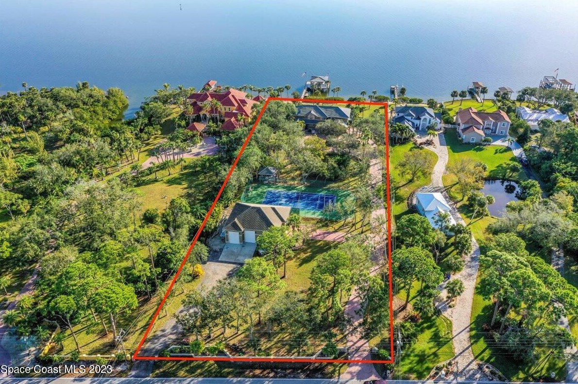 2442 Newfound Harbor Dr, Merritt Island, FL 32952