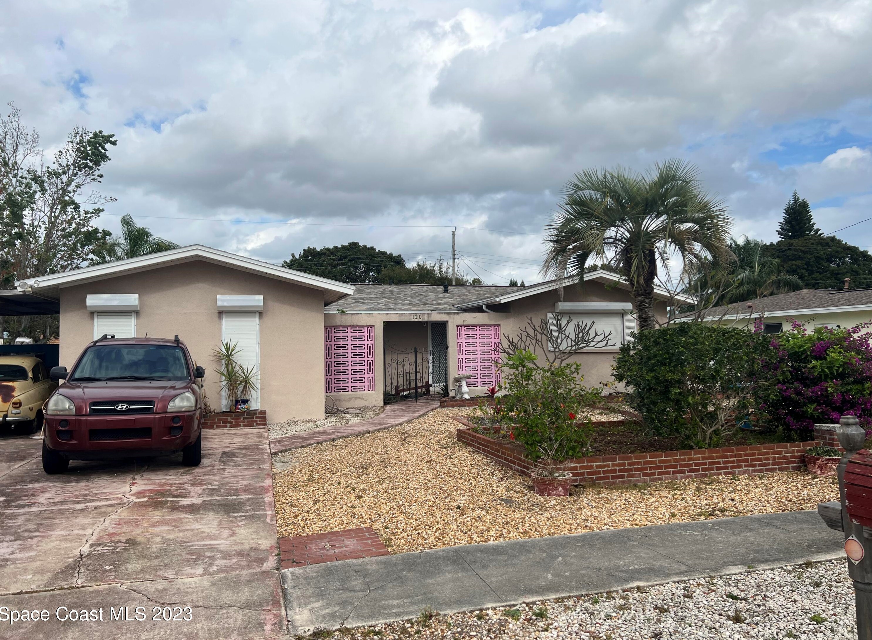 120 Skylark Ave, Merritt Island, FL 32953-3239