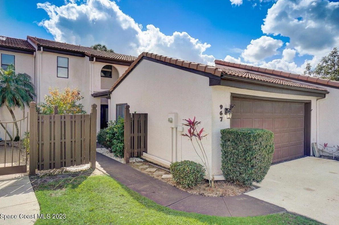 967 Osprey Dr, Melbourne, FL 32940-7859