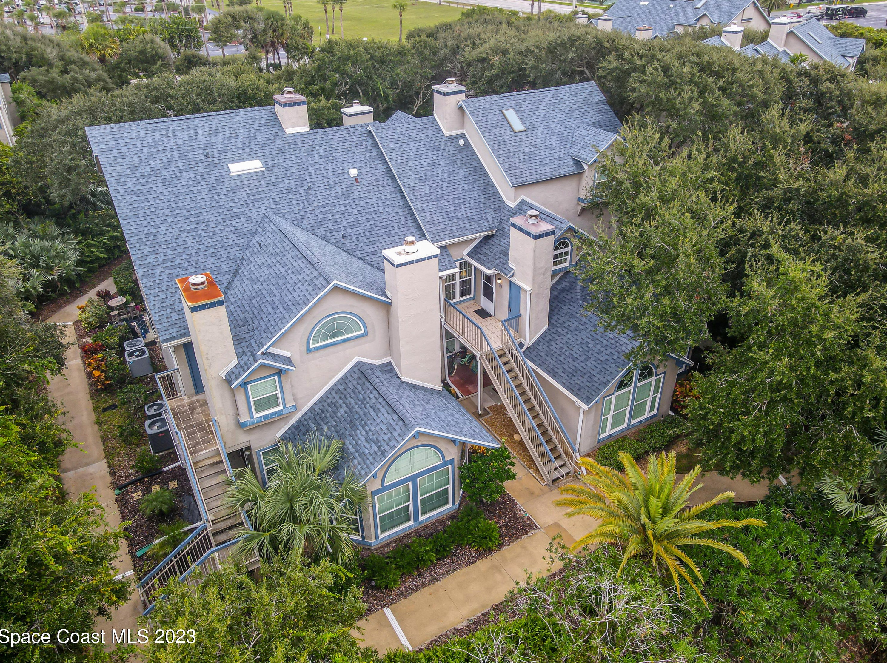 861 Windover Ct, New Smyrna, FL 32169-3947