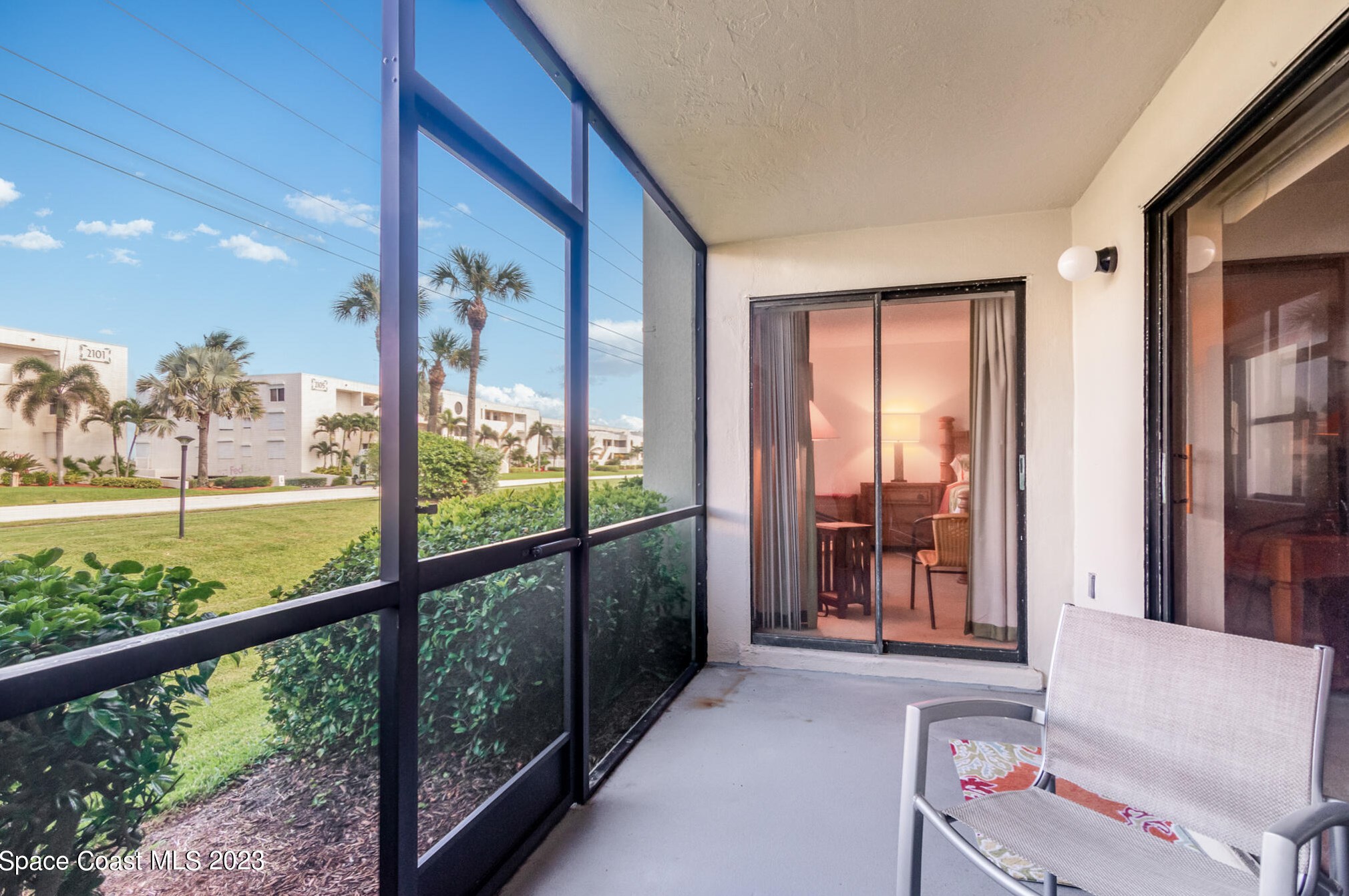 1950 Atlantic St #215, Melbourne, FL 32951