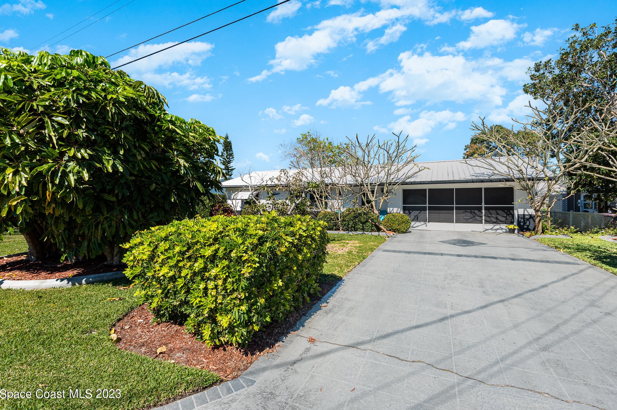 436 Dolphin St, Melbourne, FL 32951-2916