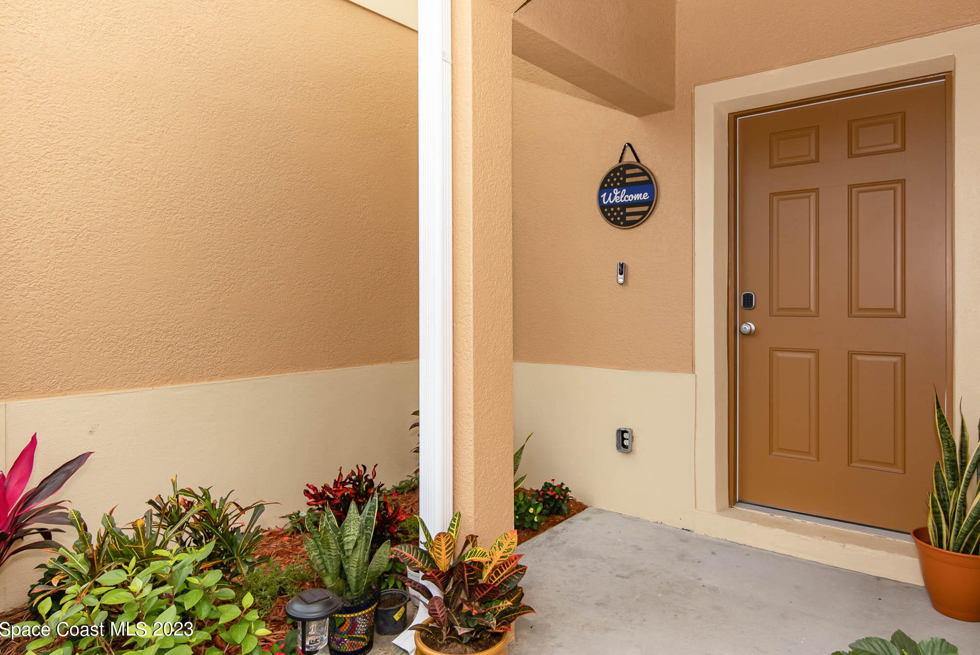 2575 Revolution St, Melbourne, FL 32935-3852