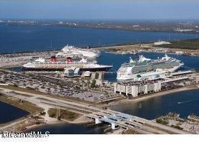 320 Nelson Dr, Merritt Island FL  32953-4733 exterior