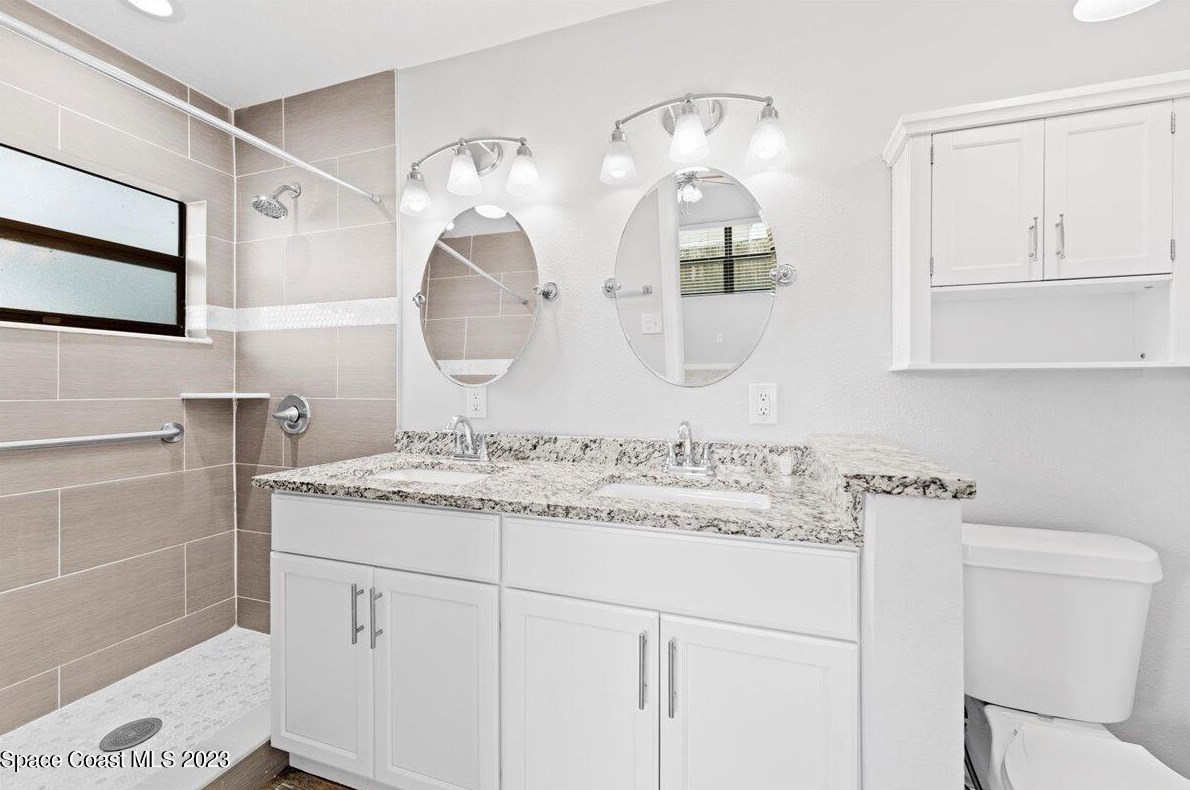 320 Nelson Dr, Merritt Island FL  32953-4733 exterior