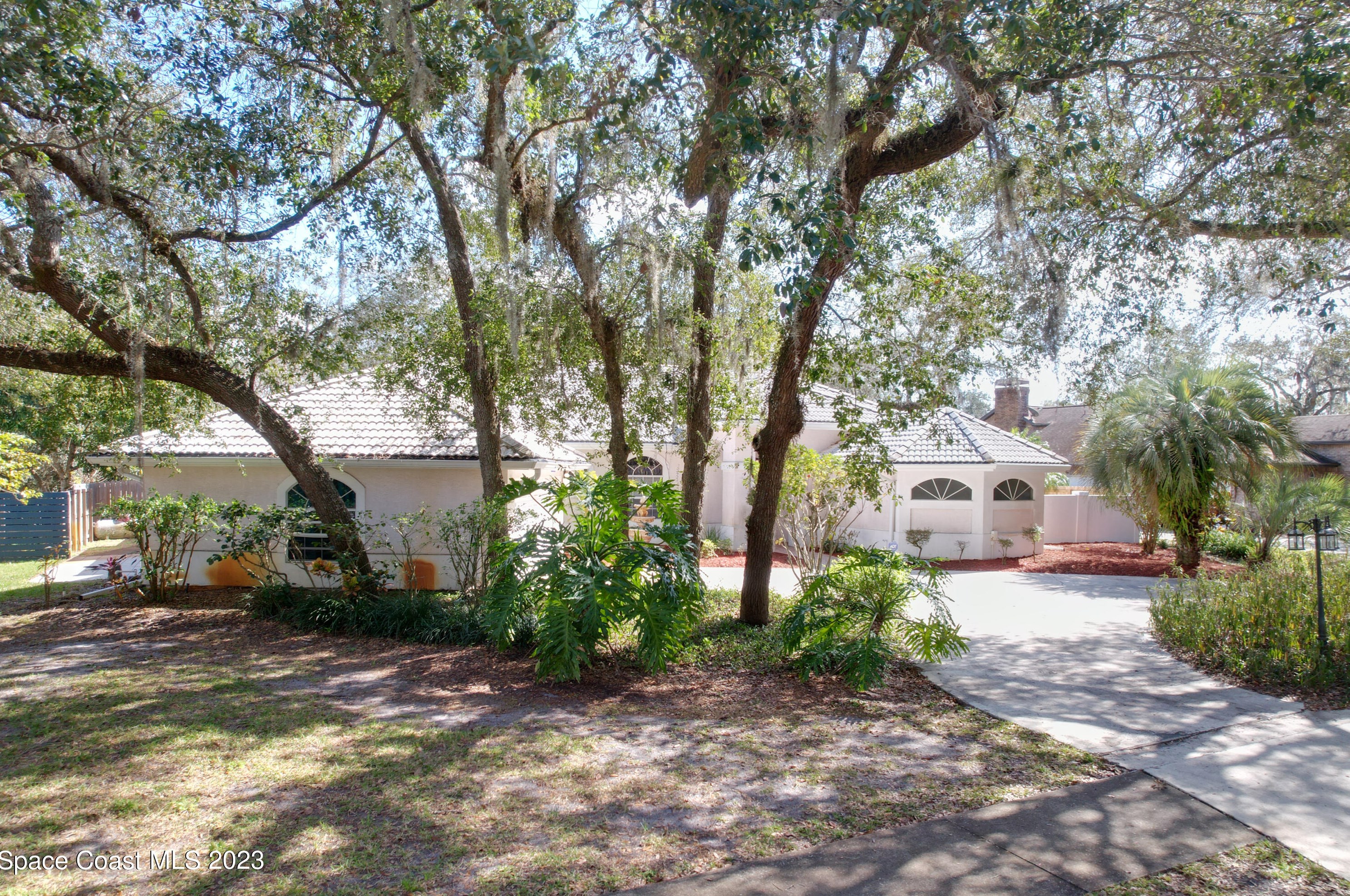4555 Helena Dr, Titusville, FL 32780
