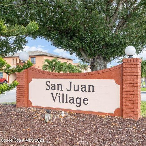 181 San Juan Cir, Melbourne, FL 32935-5427