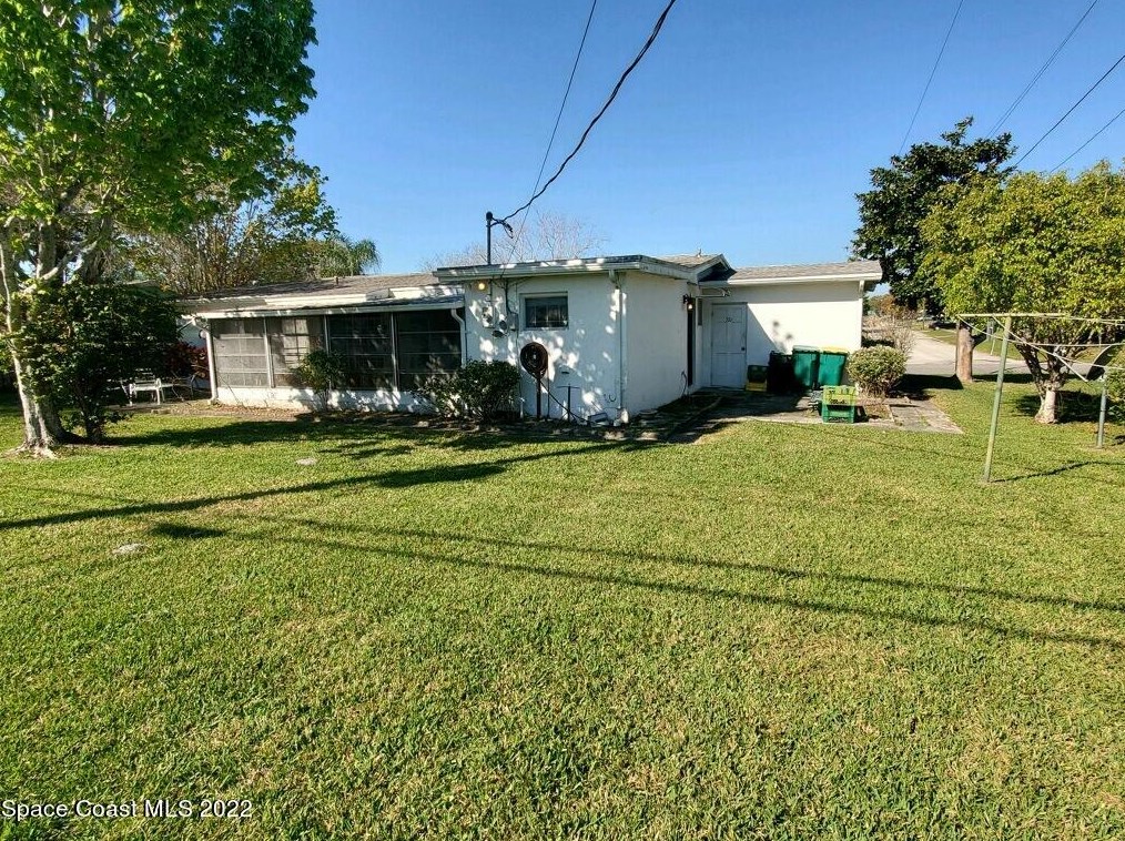 721 Ixora Dr, Melbourne FL  32935-4957 exterior