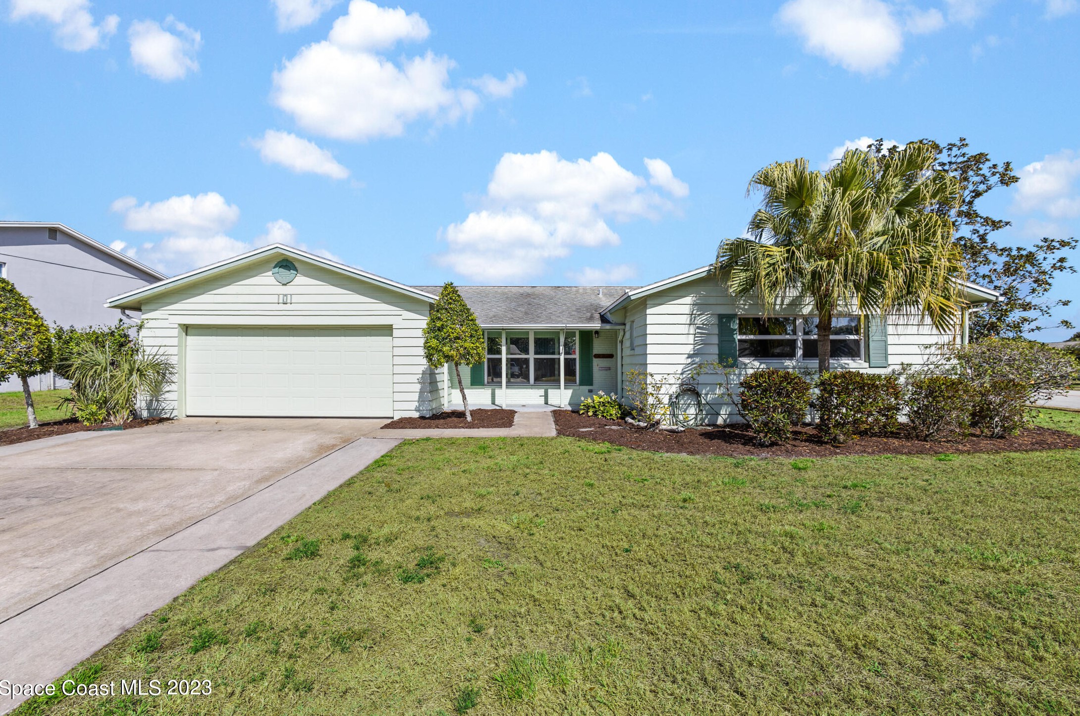101 Via Havarre, Merritt Island, FL 32953