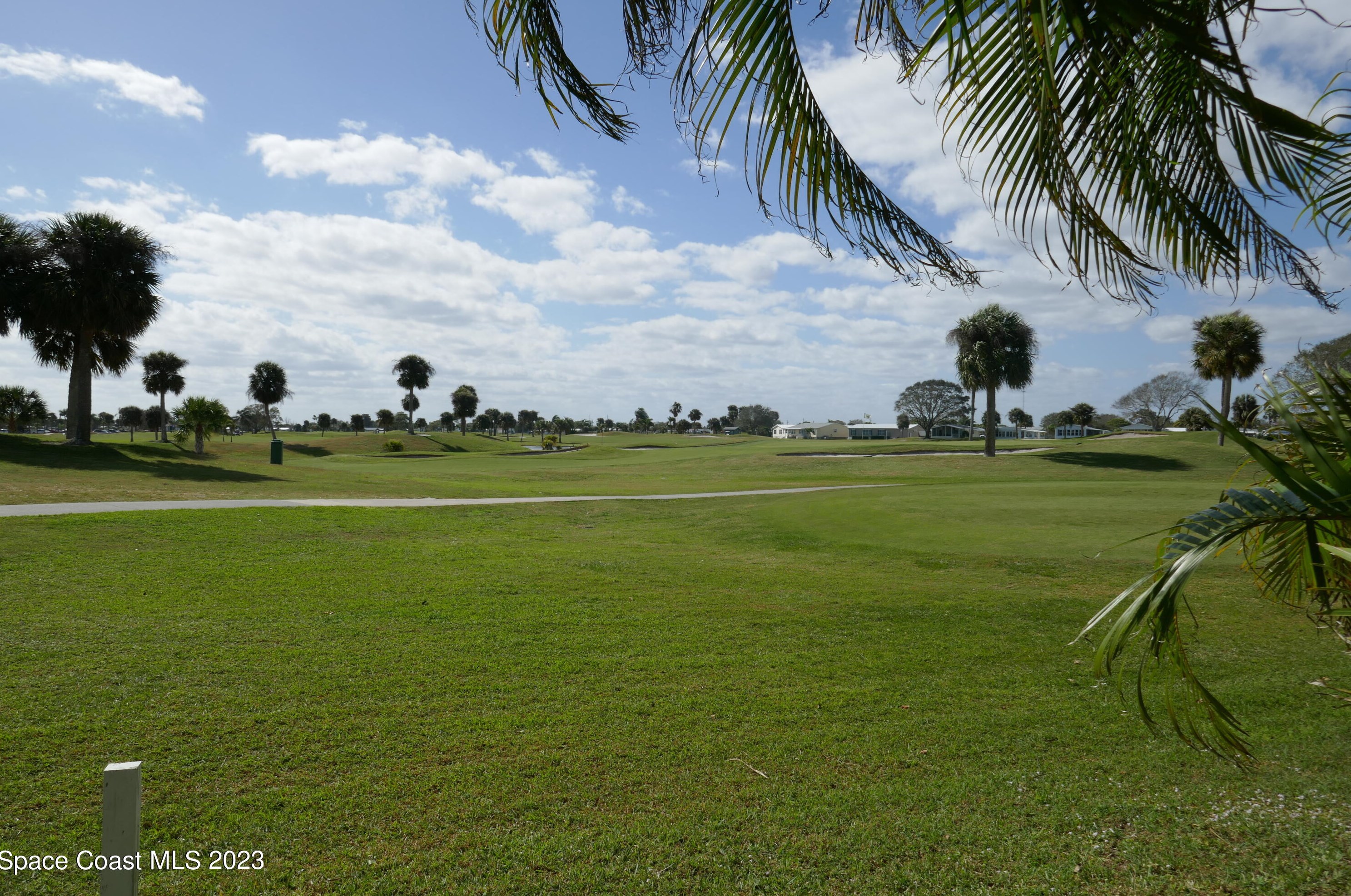 1021 Royal Palm Dr, Sebastian, FL 32976