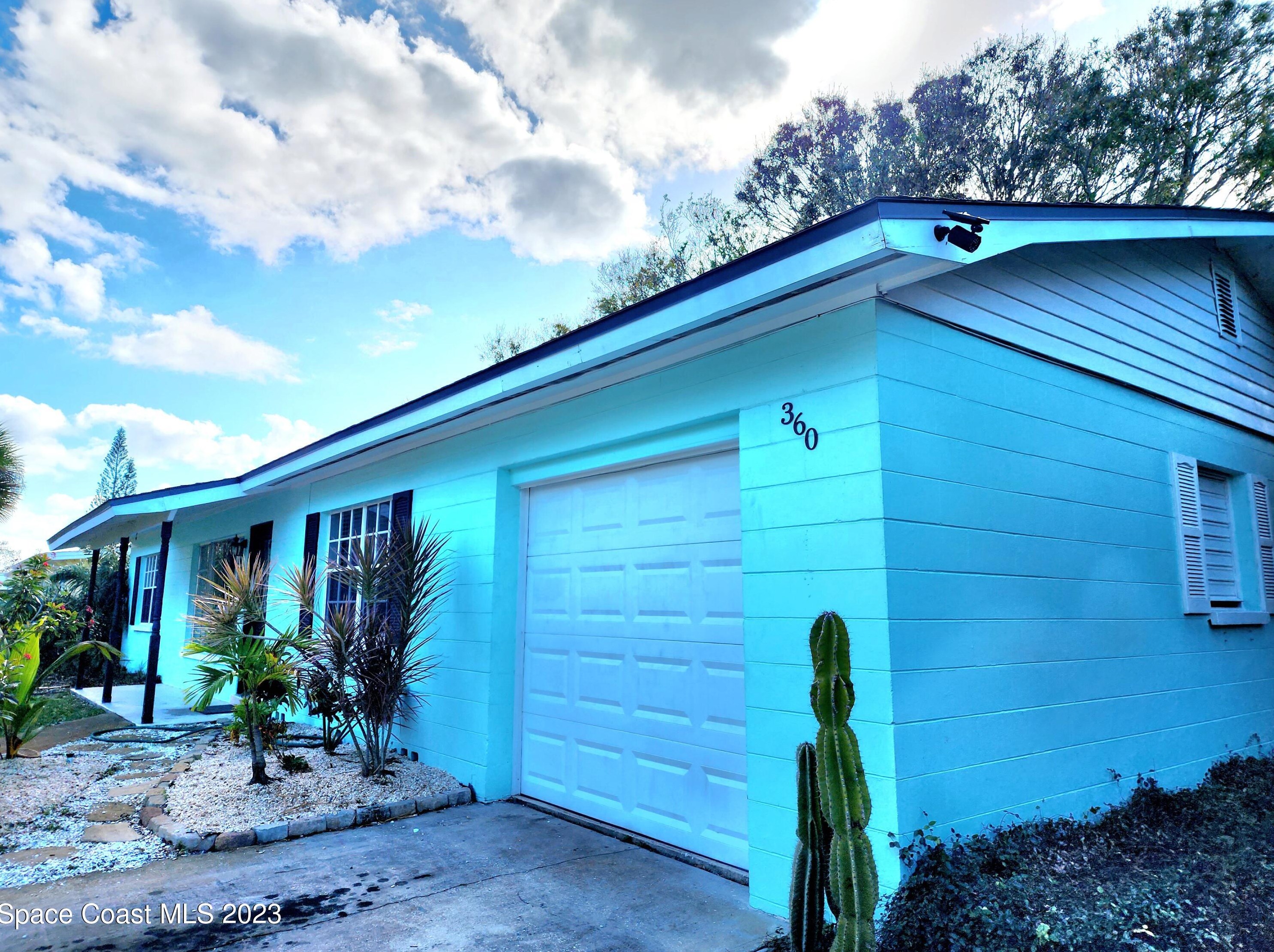 360 Magnolia Ave, Melbourne, FL 32935