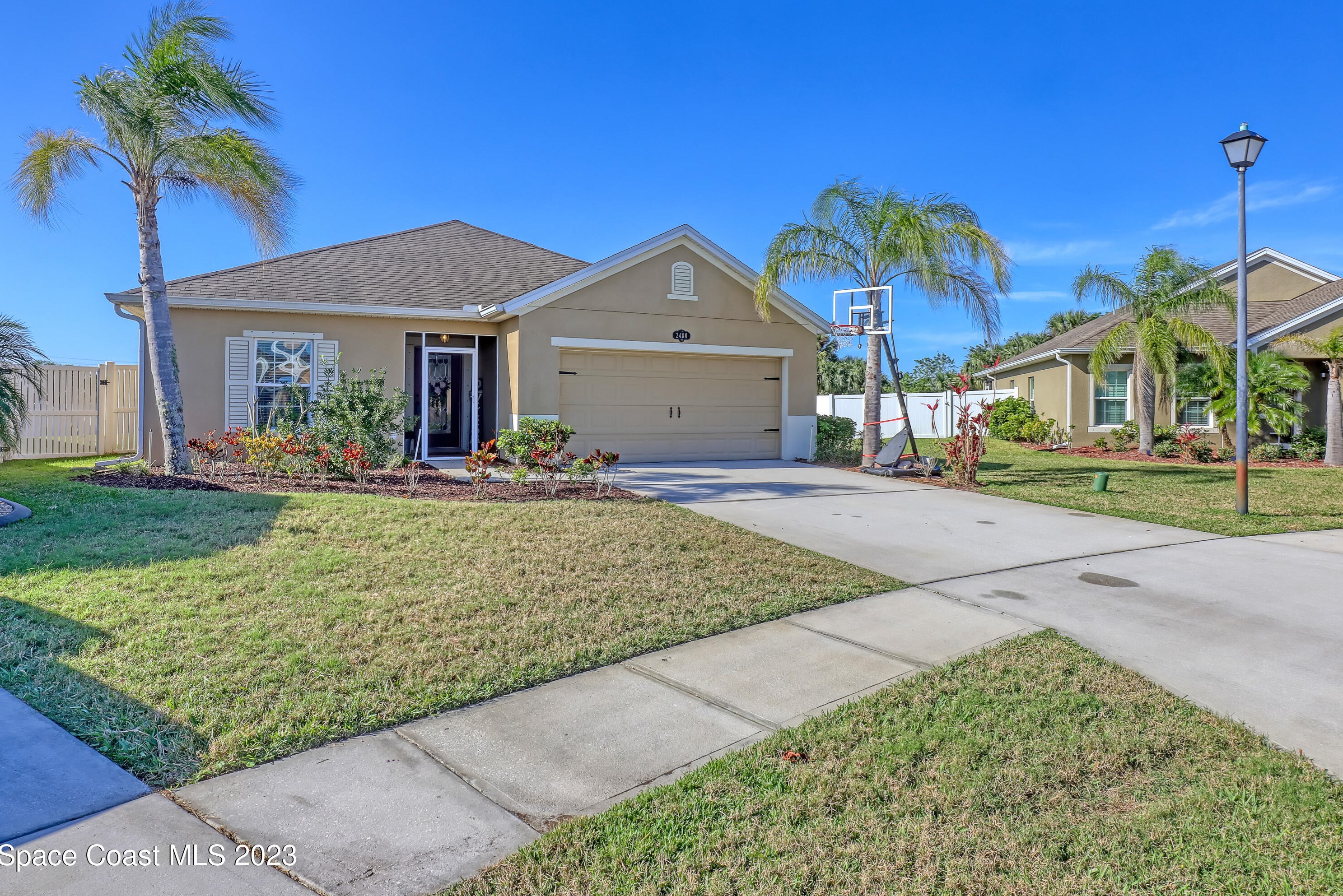 2480 Snapdragon Dr, Melbourne, FL 32907-7211