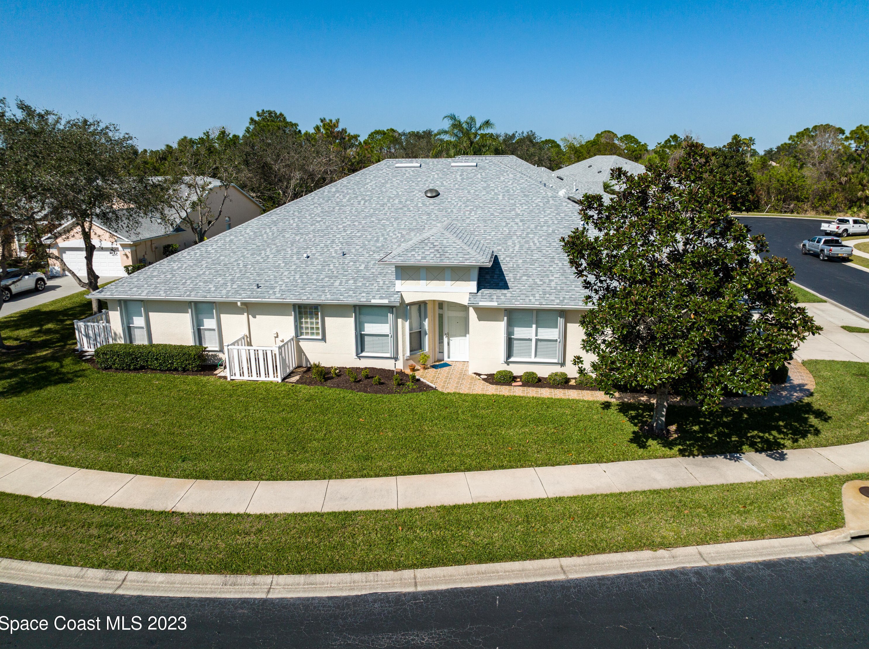 1401 Royal Fern Dr, Melbourne, FL 32940-8209