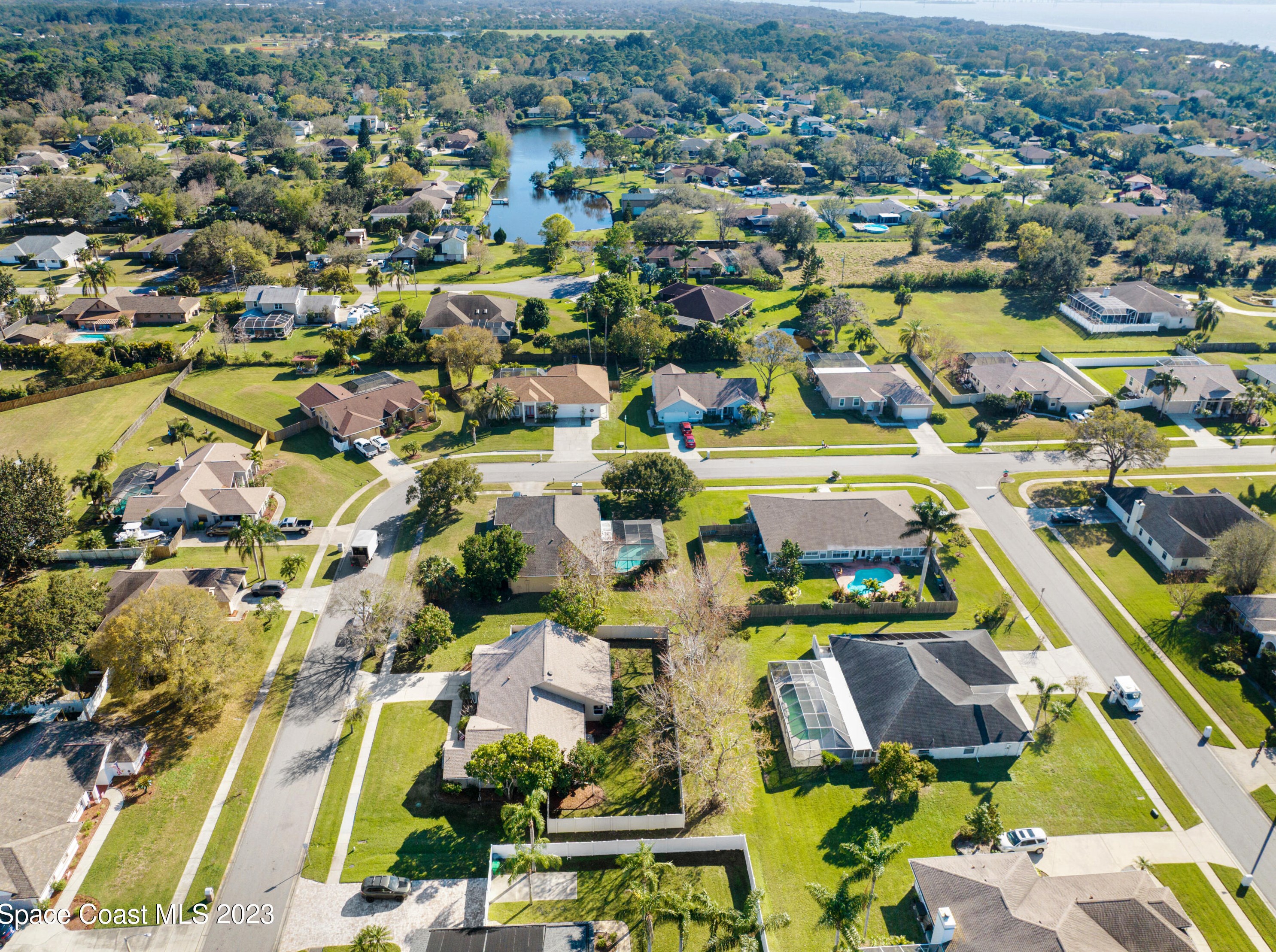 285 Northgrove Dr, Merritt Island FL  32953-7959 exterior