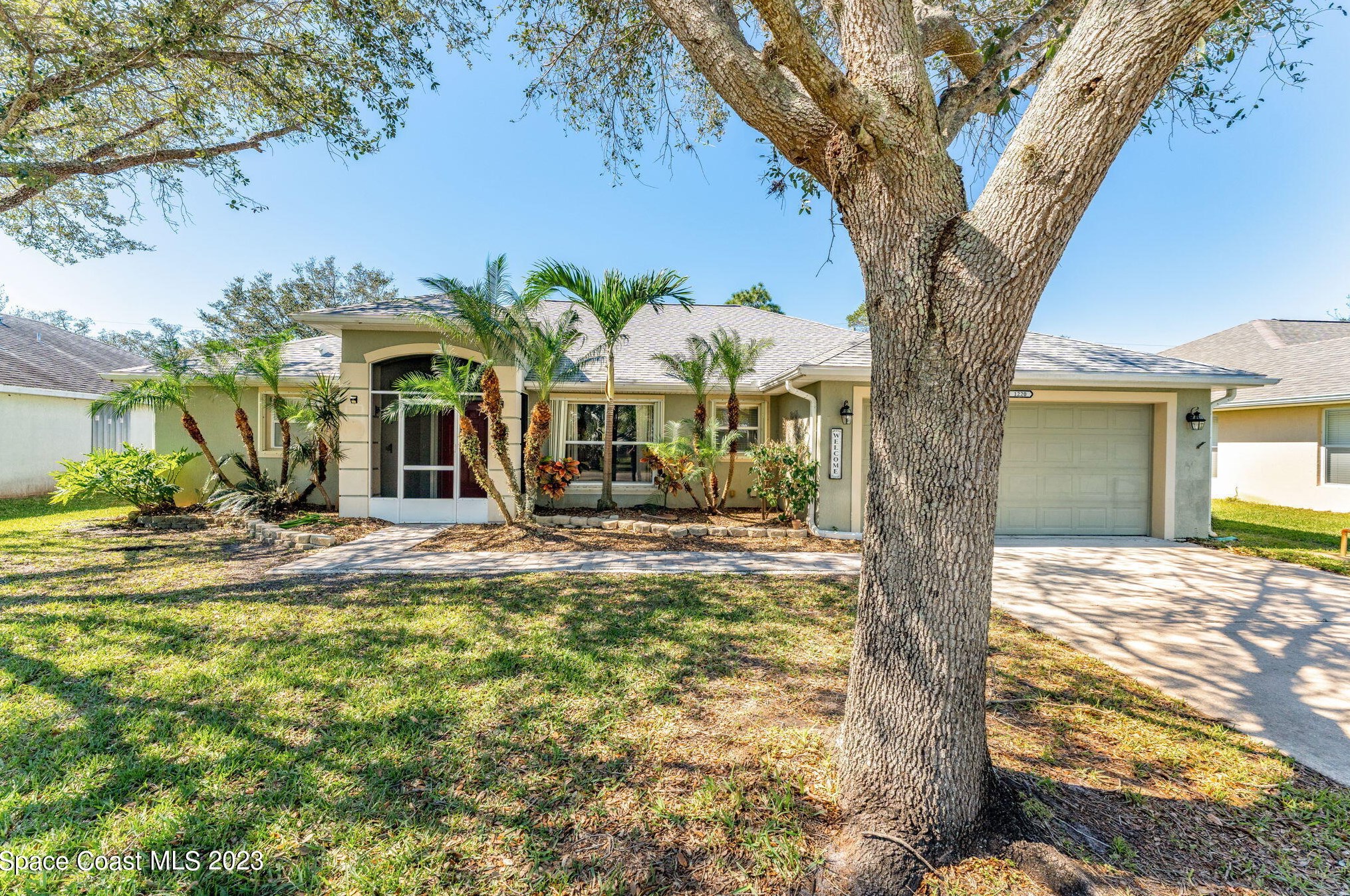 1220 Katrina Crse, Melbourne, FL 32905-4005