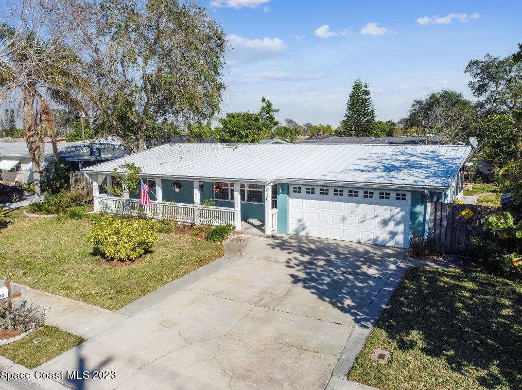 610 Barrett Dr, Merritt Island FL  32952-5885 exterior