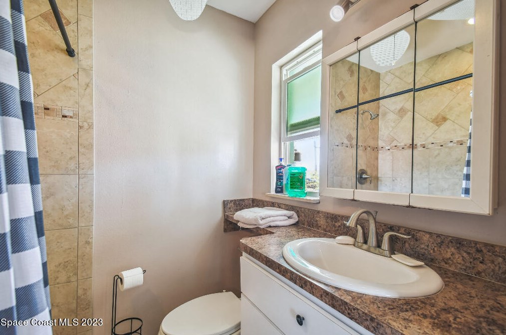 610 Barrett Dr, Merritt Island FL  32952-5885 exterior