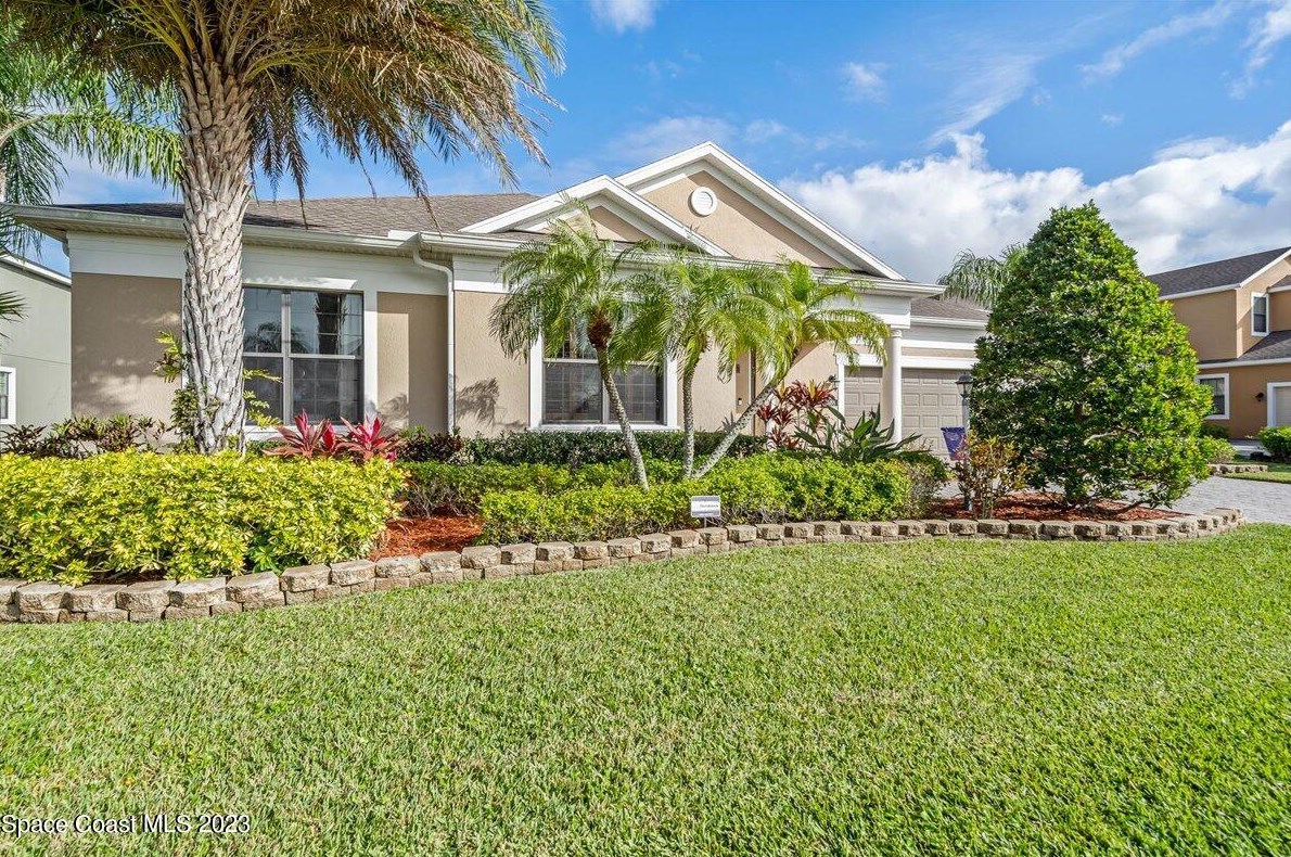 3188 Cortona Dr, Melbourne, FL 32940-8611