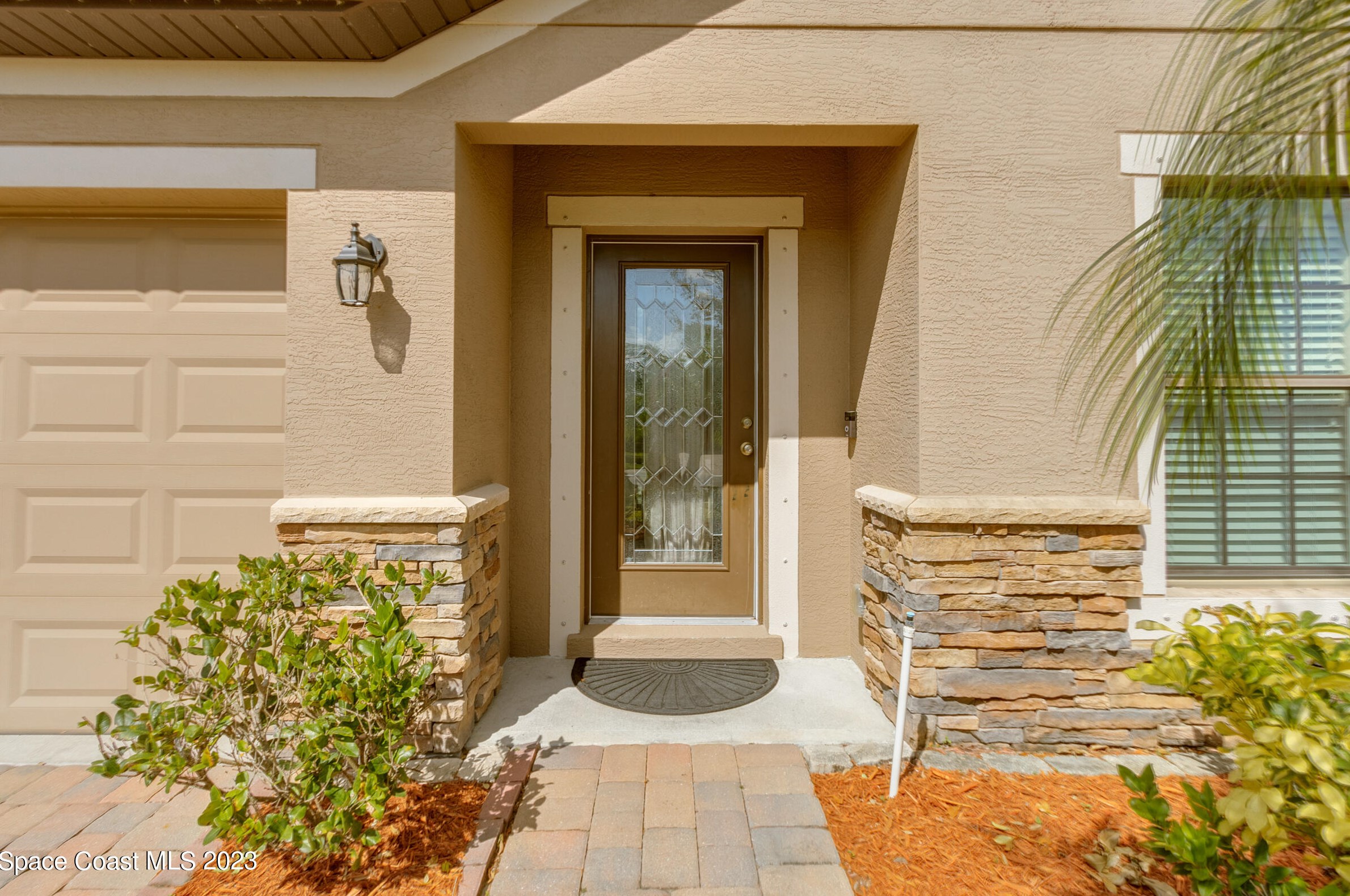 1151 Dillard Dr, Melbourne, FL 32909-2374