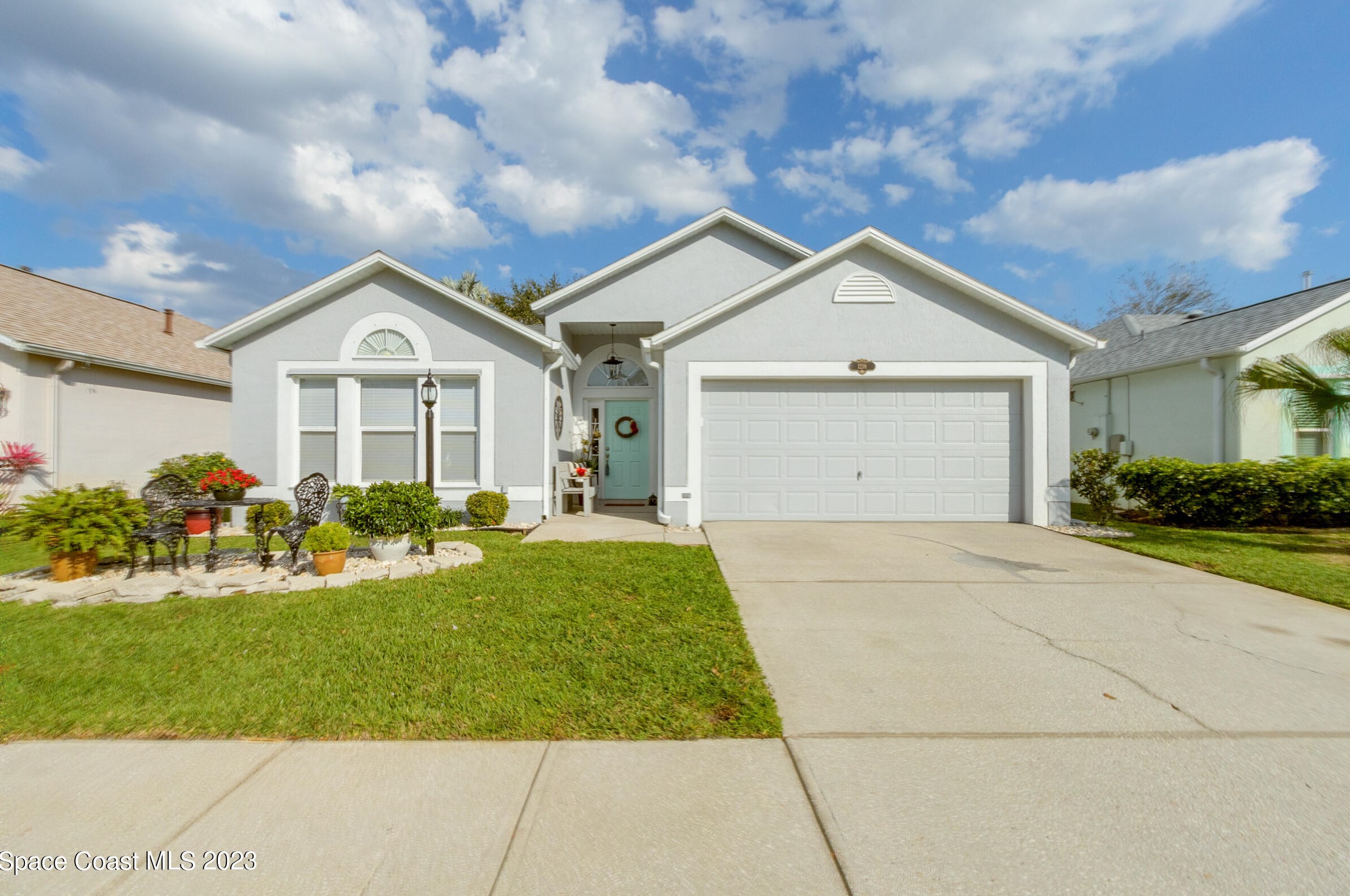 1218 White Oak Cir, Melbourne, FL 32934-7255