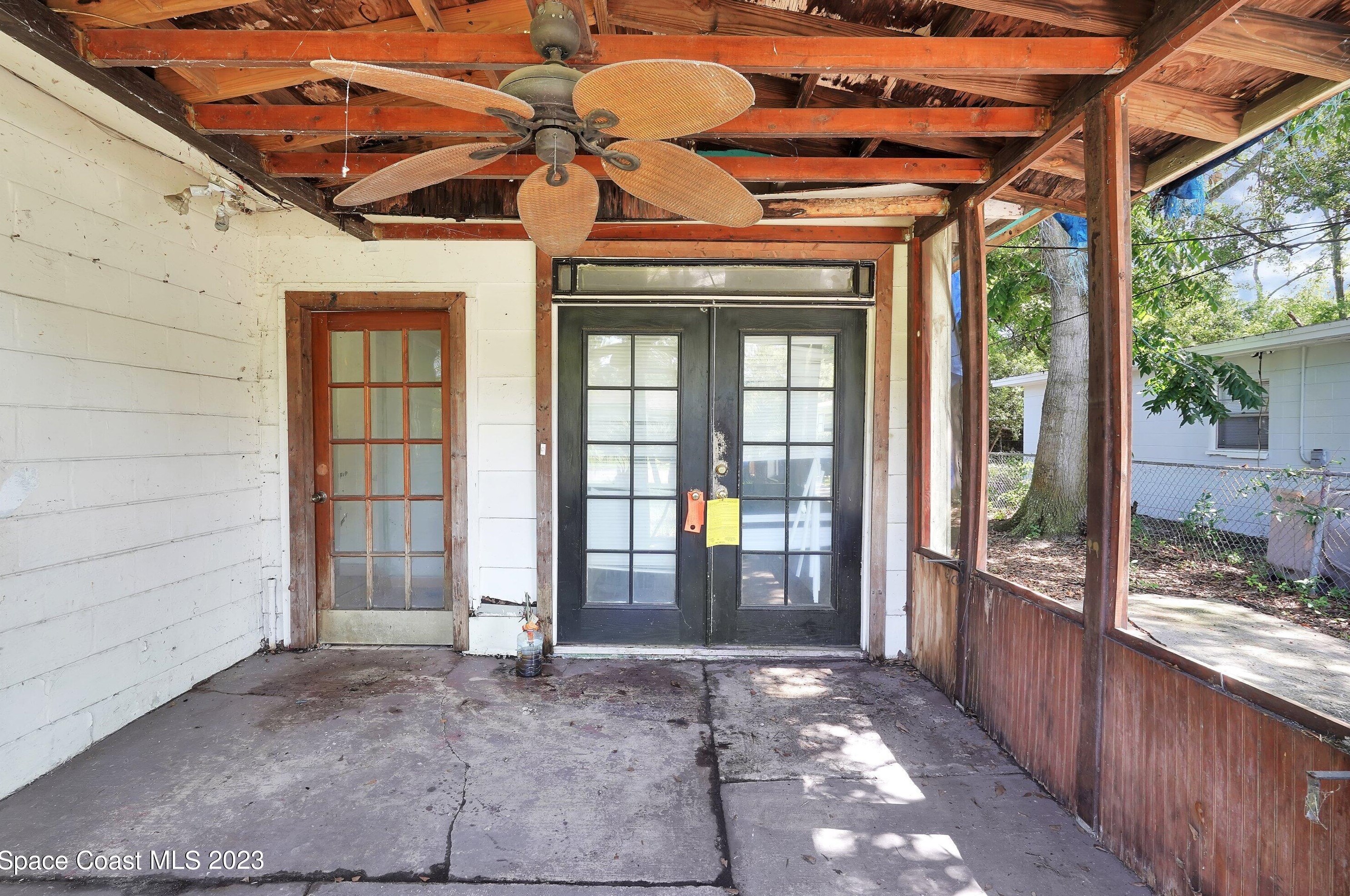 2927 9th St, Jacksonville FL  32254-1915 exterior