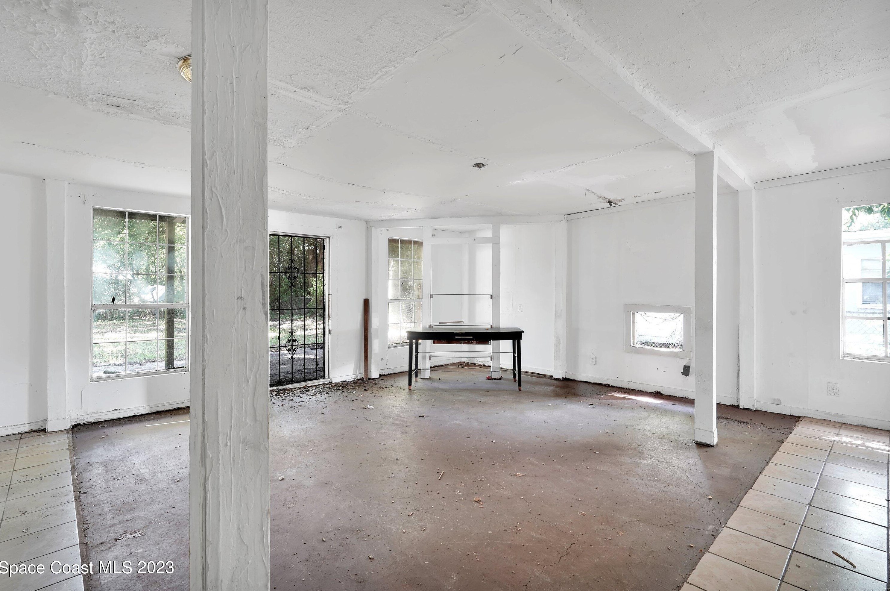 2927 9th St, Jacksonville FL  32254-1915 exterior