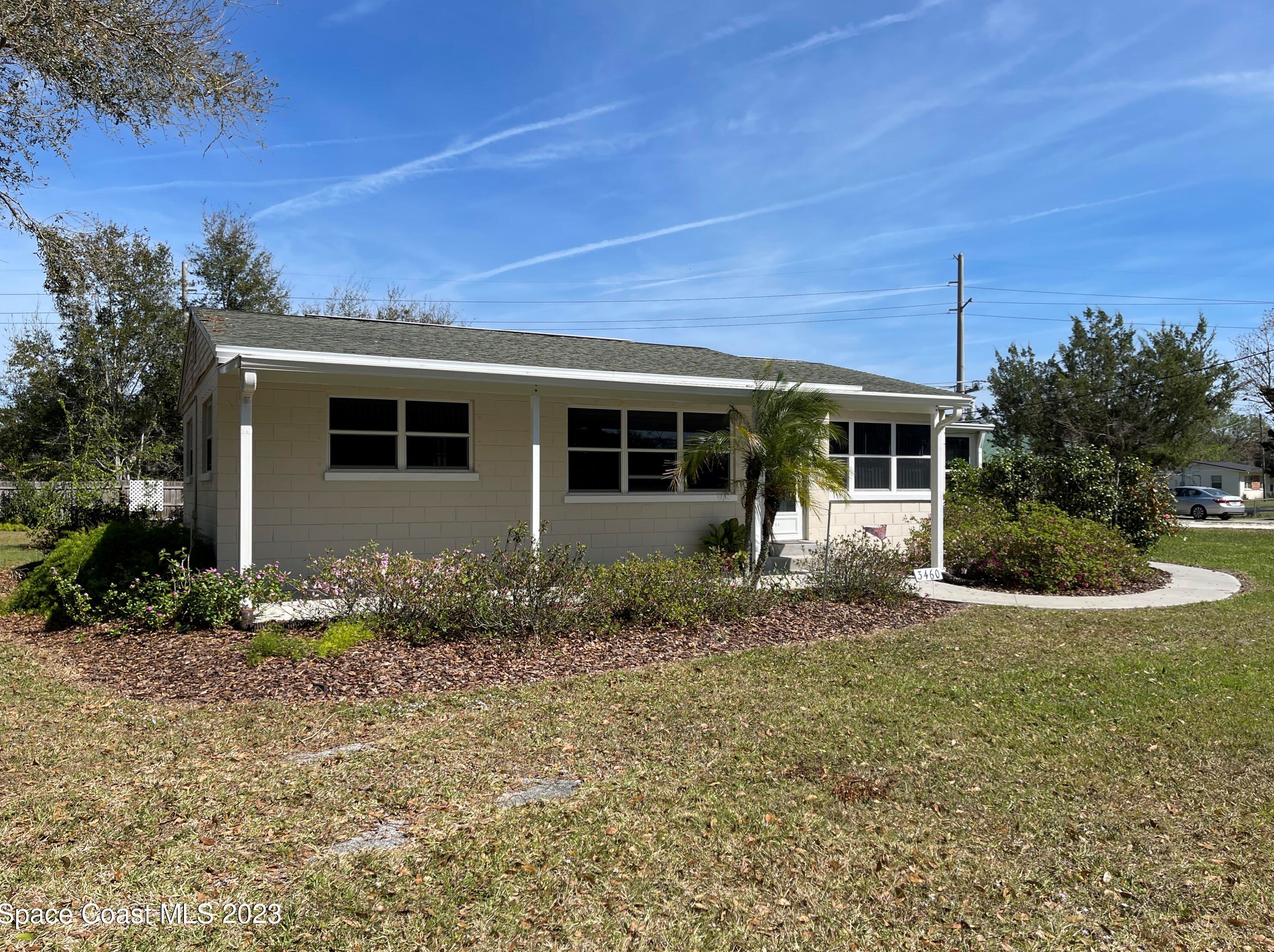 3460 W Main St, Mims, FL 32754