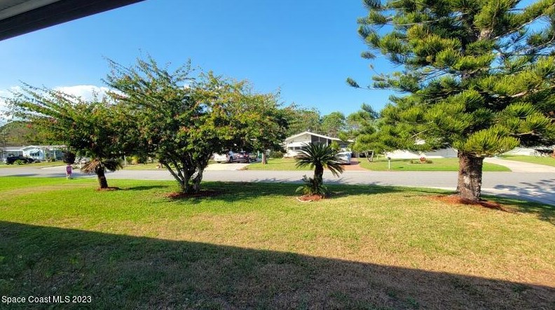 1214 Paurotis Dr, Sebastian, FL 32976