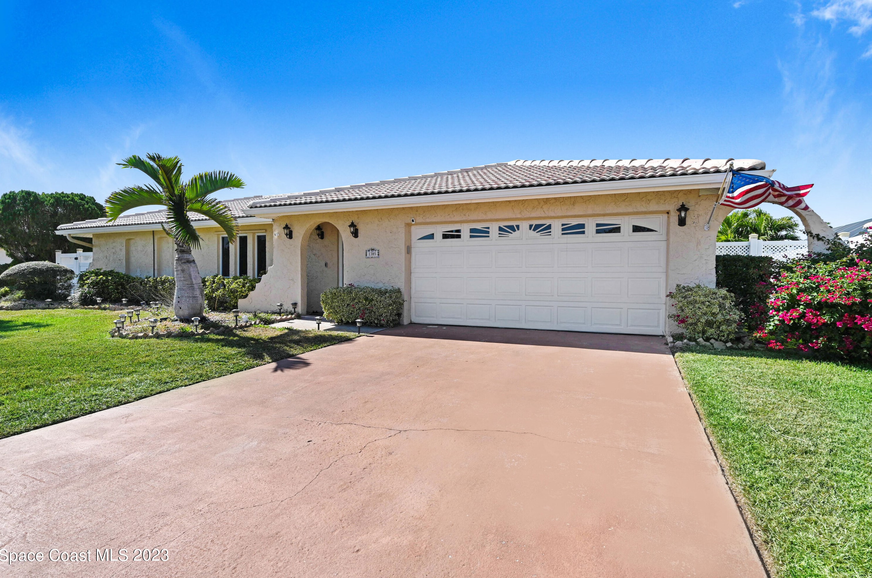 1385 Cepheus Ct, Merritt Island, FL 32953-3171